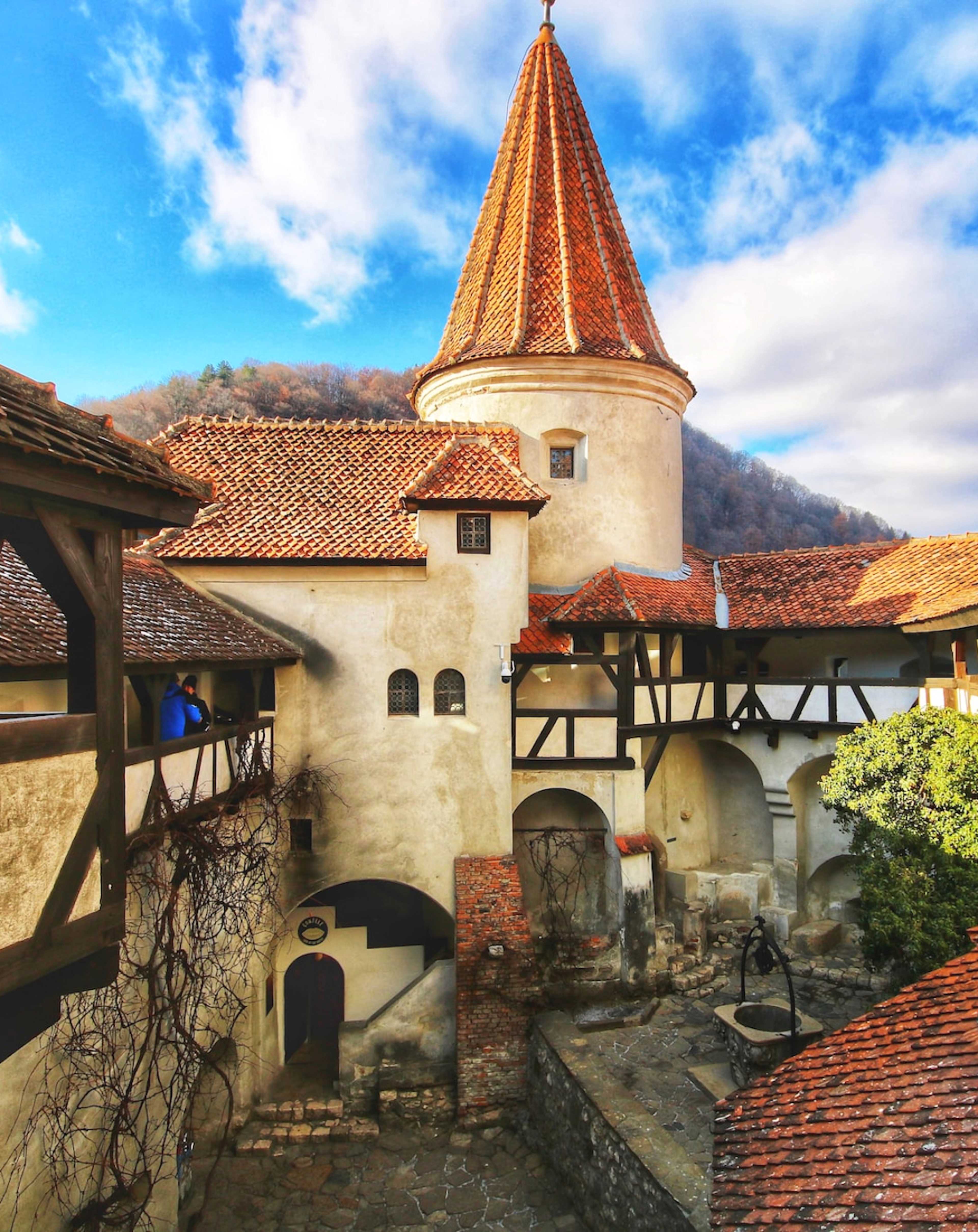 Capitals of Romania, Hungary & Czech Republic photo 2