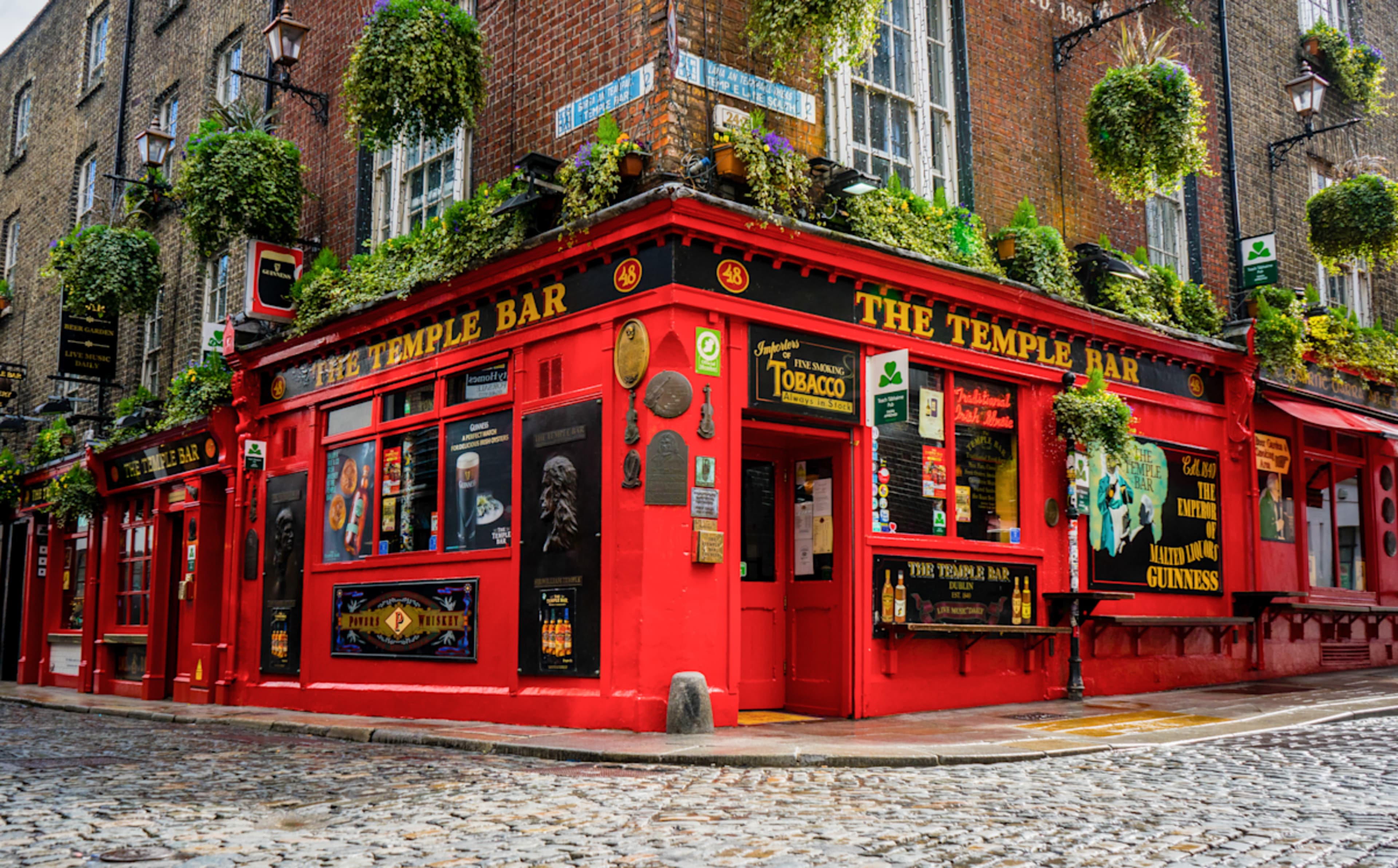 Classic Capitals: London, Edinburgh & Dublin photo 3