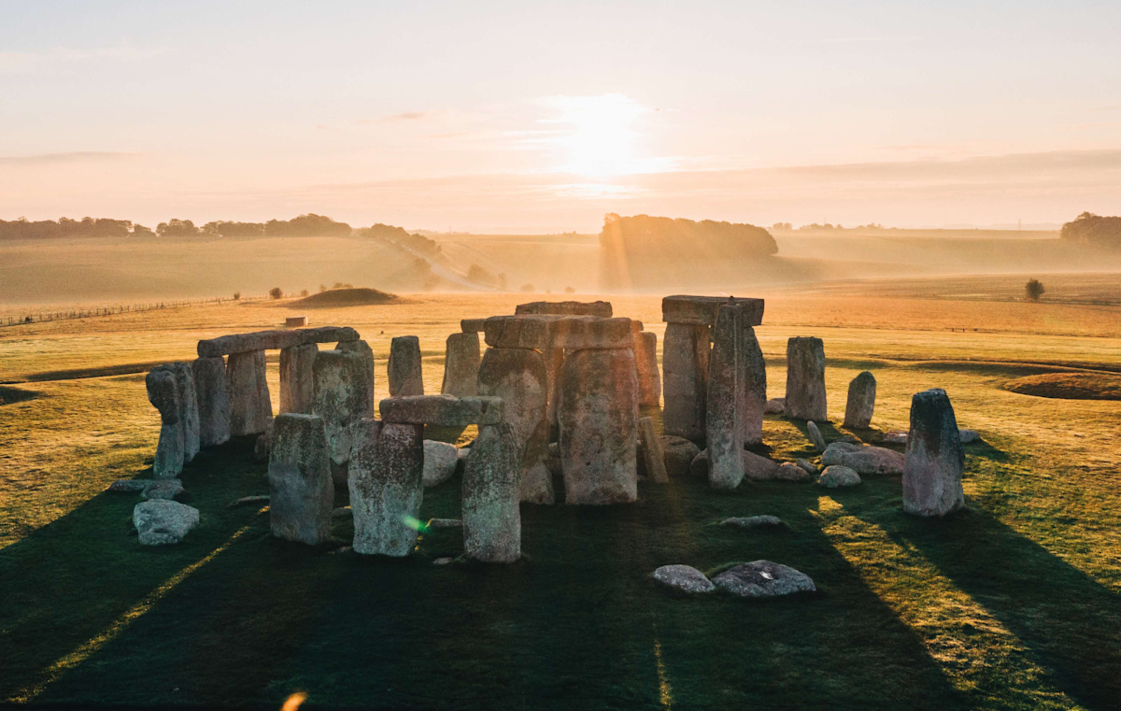 Heart of England: London, Bath & Stonehenge photo 1