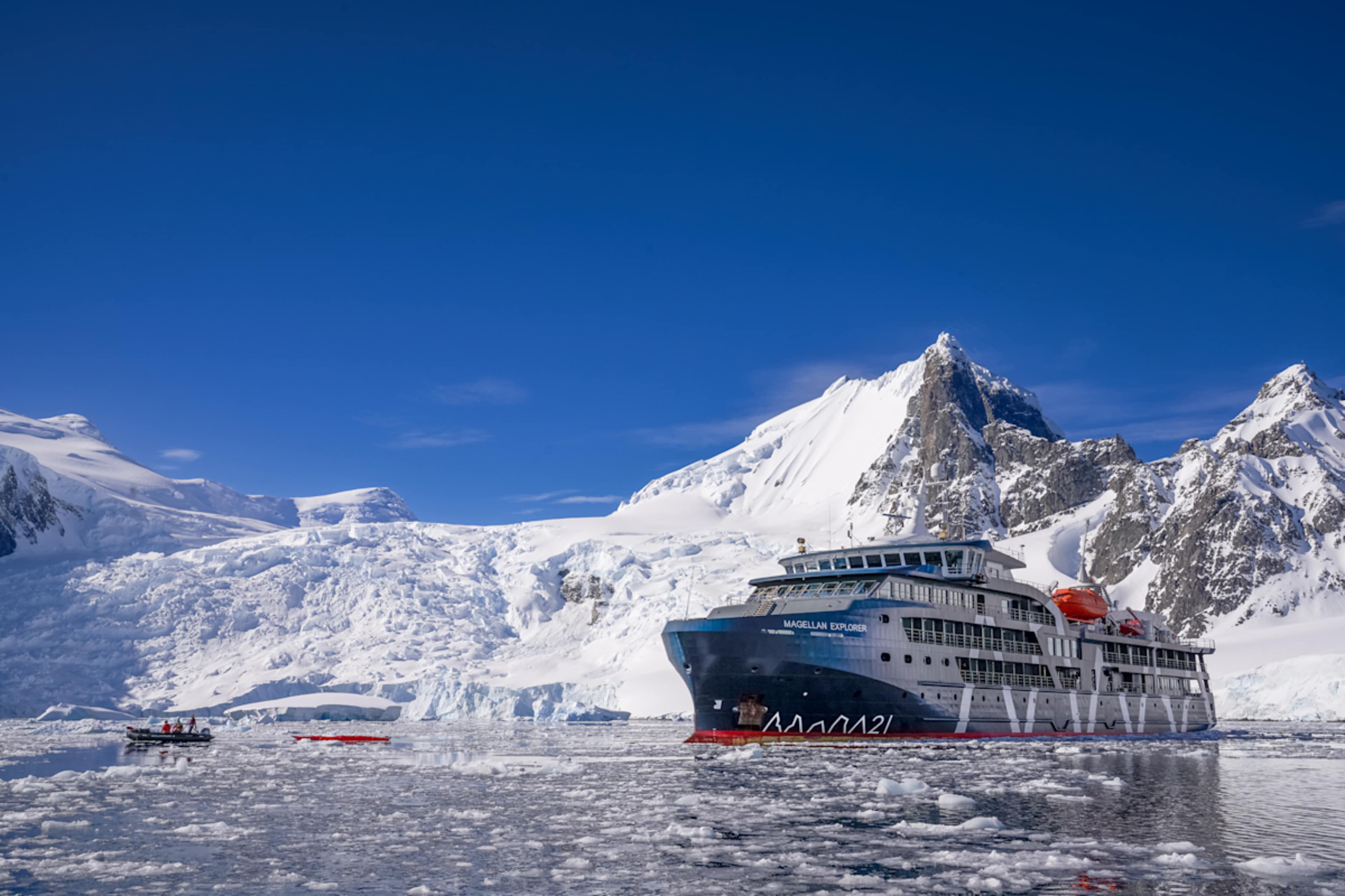 Buenos Aires to Antarctic Wilderness by Air & Sea photo 2