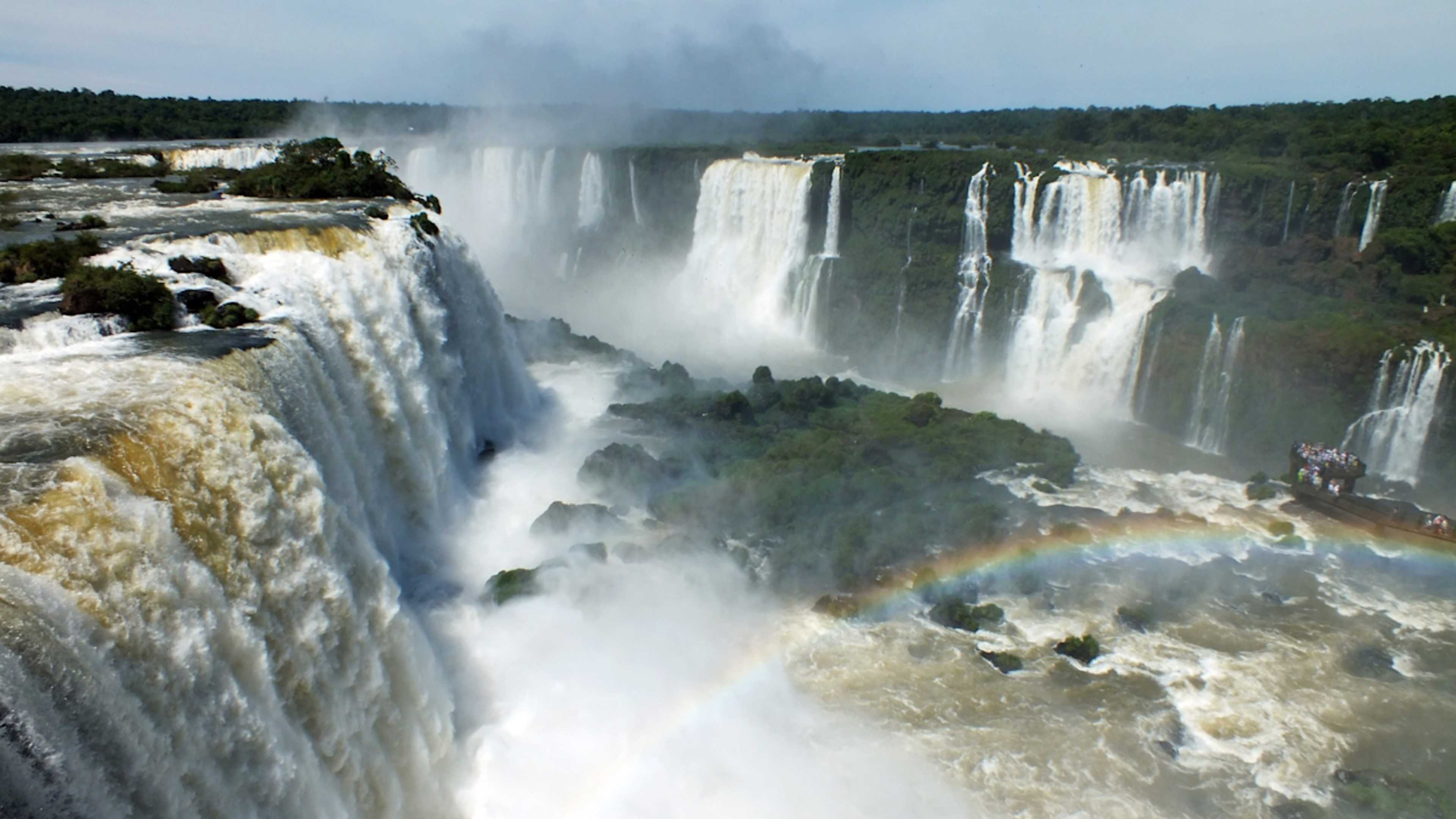Natural Wonders of Antarctica & Iguazu Falls photo 2