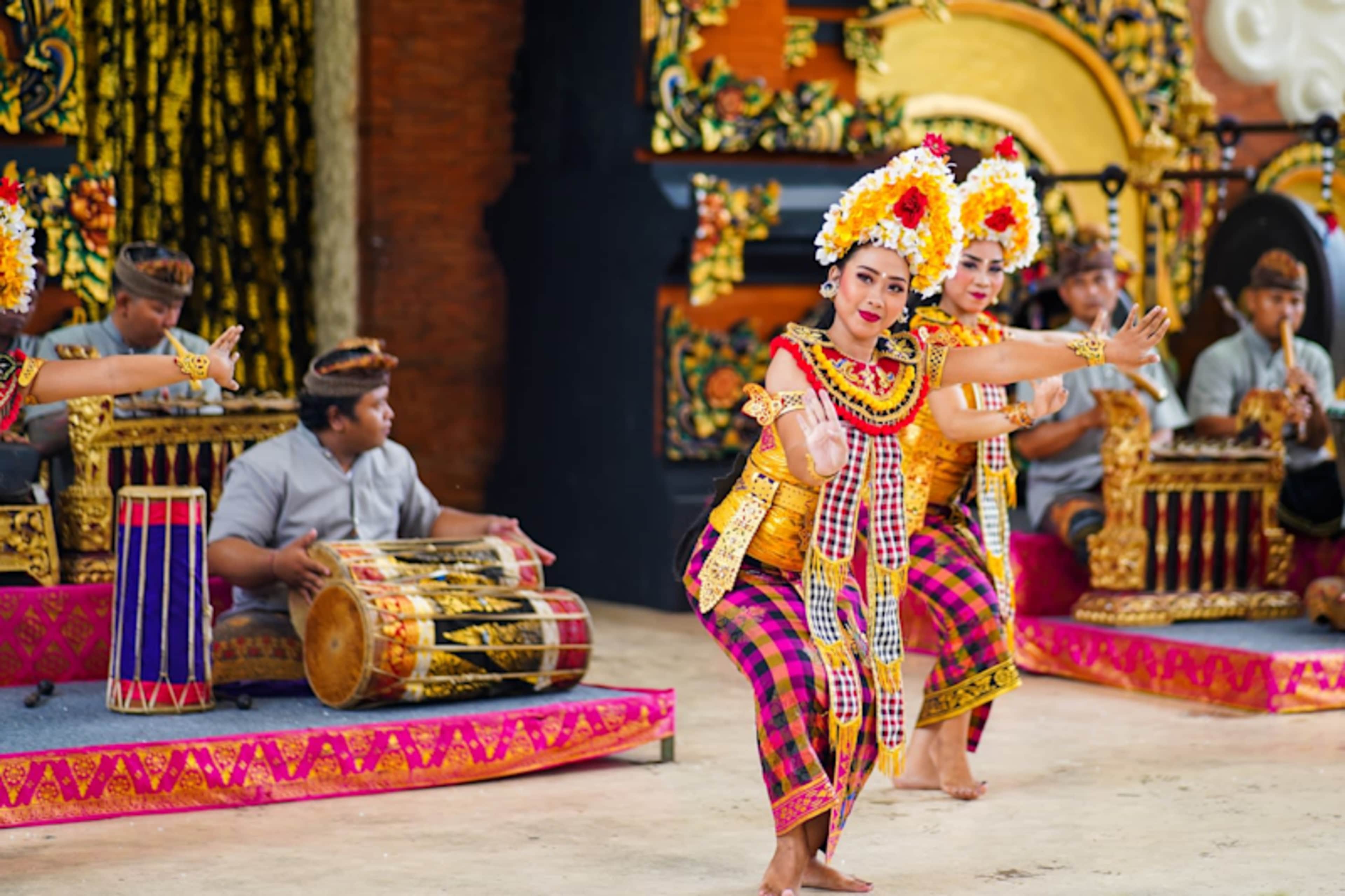 Exclusive Indonesia: Java, Bali & Sumba Island photo 3
