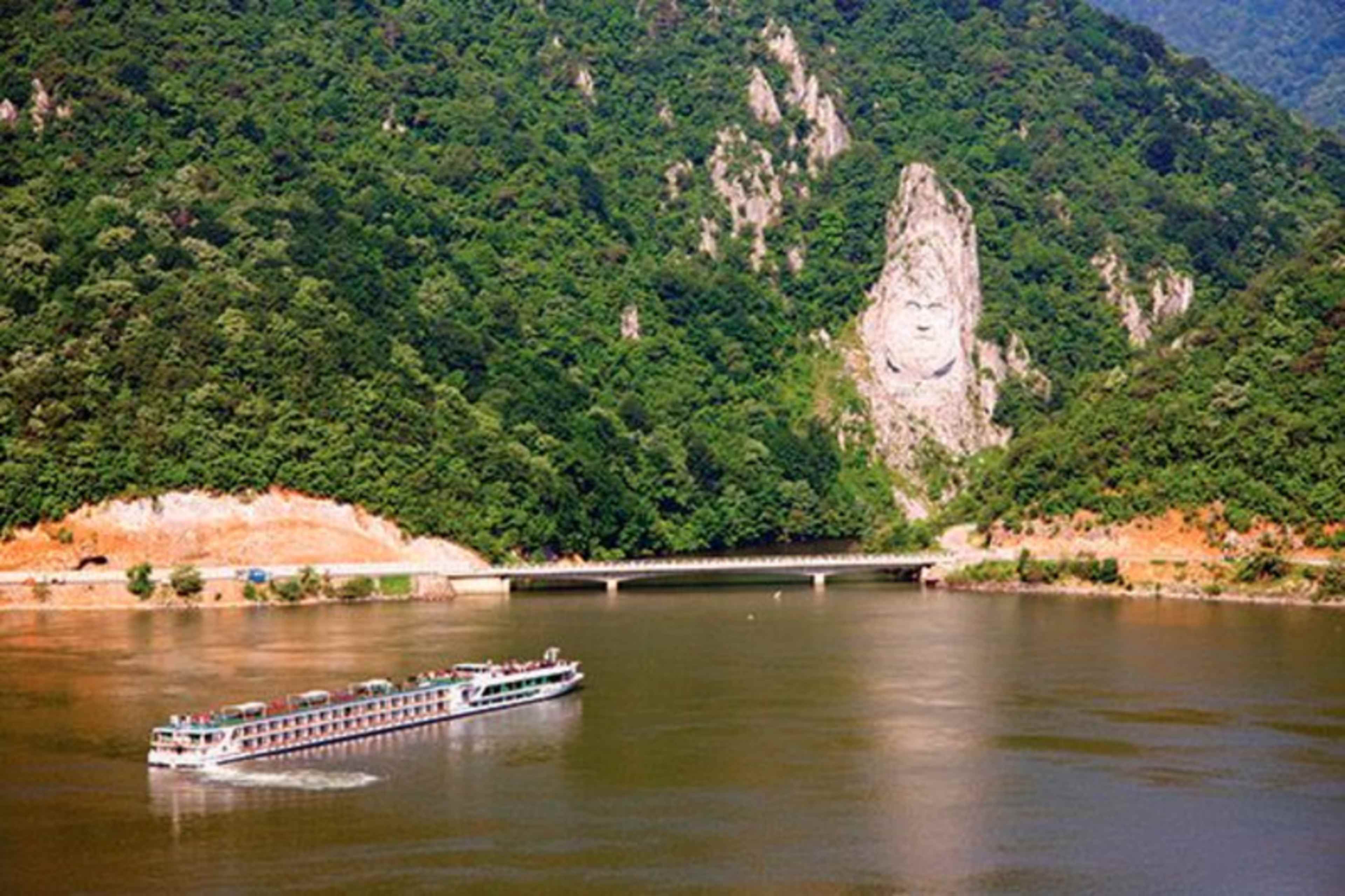 Transylvania Discovery with Lower Danube Cruise photo 3