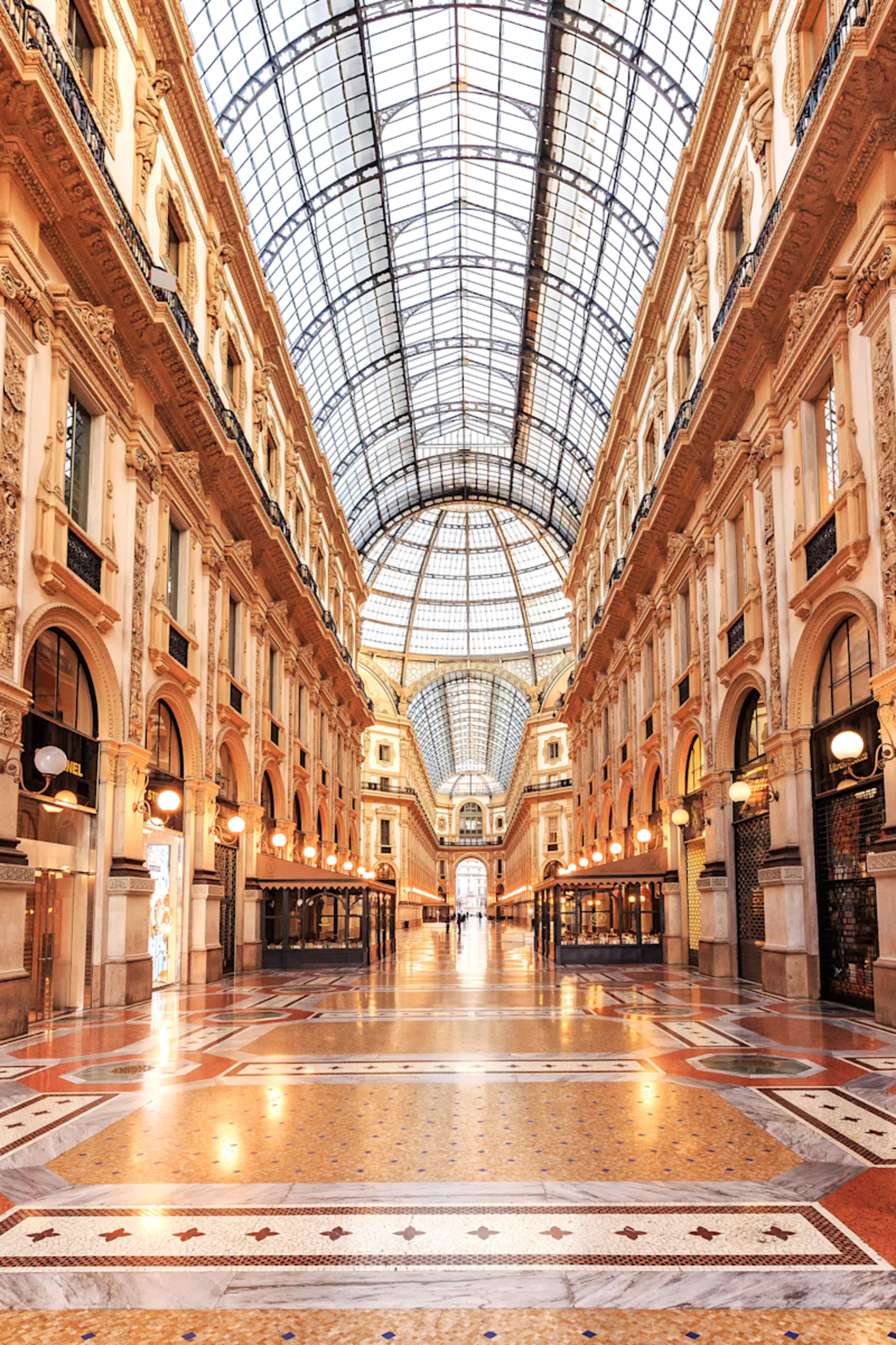 Milan & Lake Como Exclusive photo 2