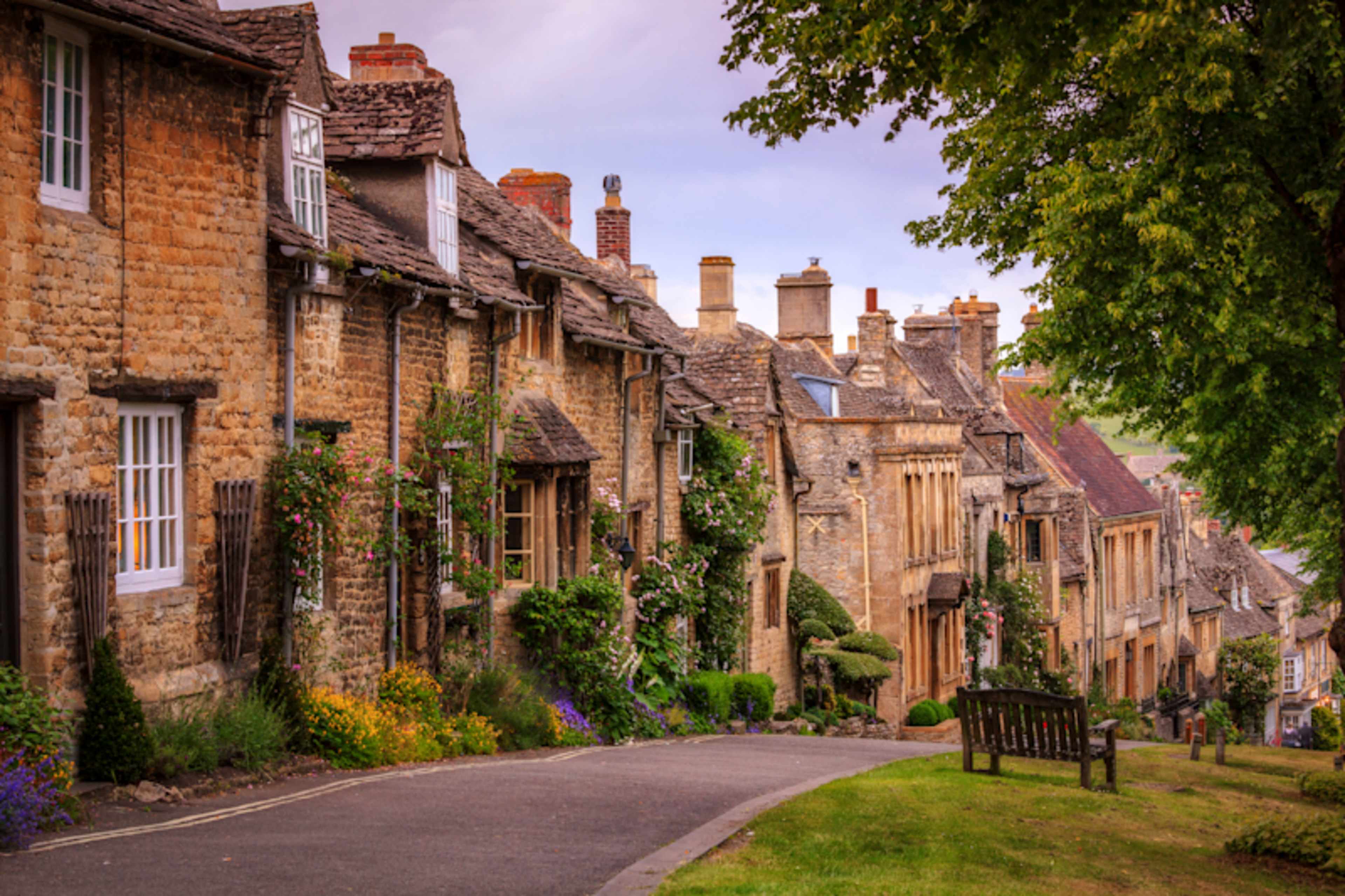 England In-Depth: Historic Cities & Countryside Charm photo 3