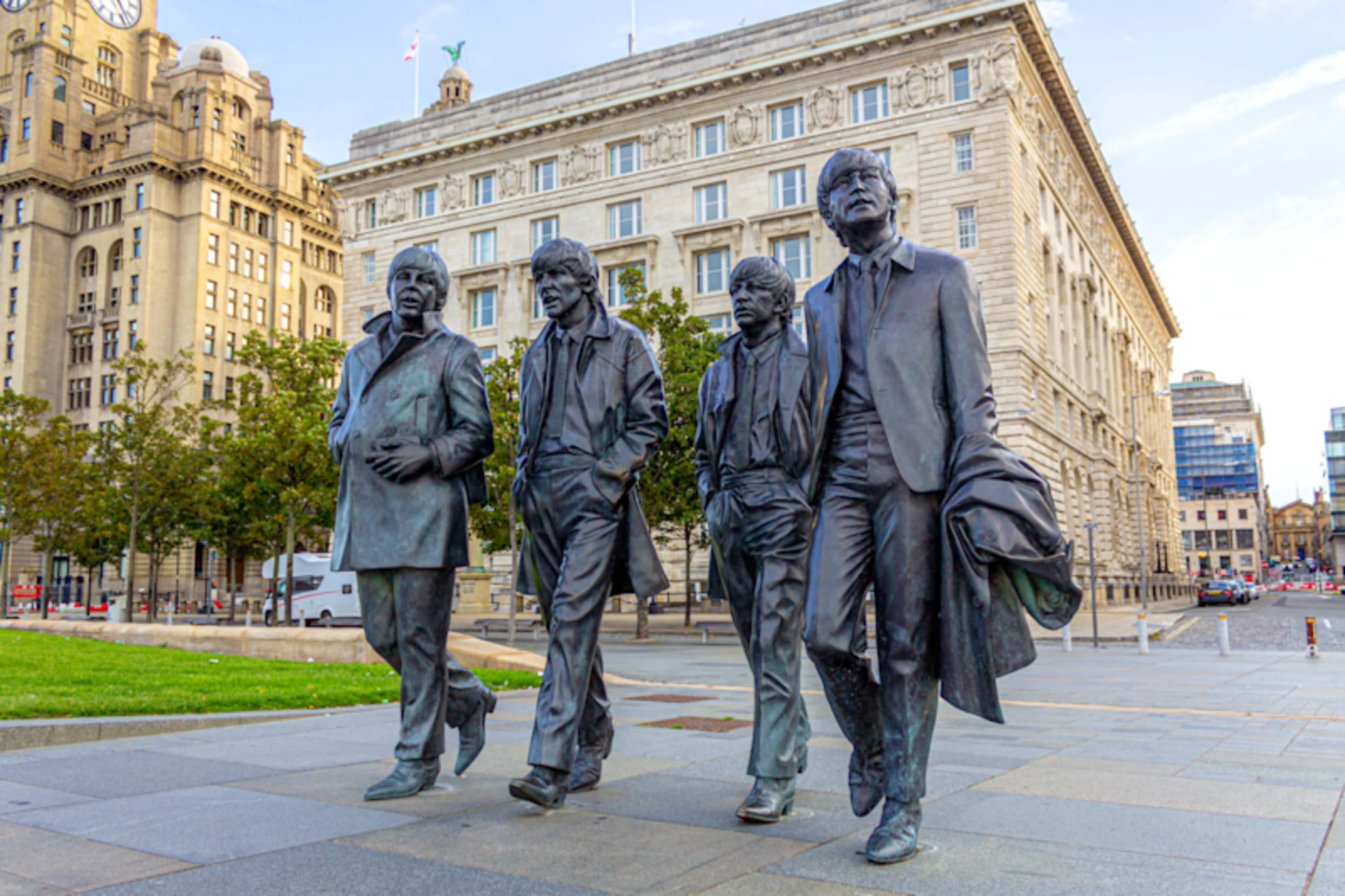 England In-Depth: Historic Cities & Countryside Charm photo 4