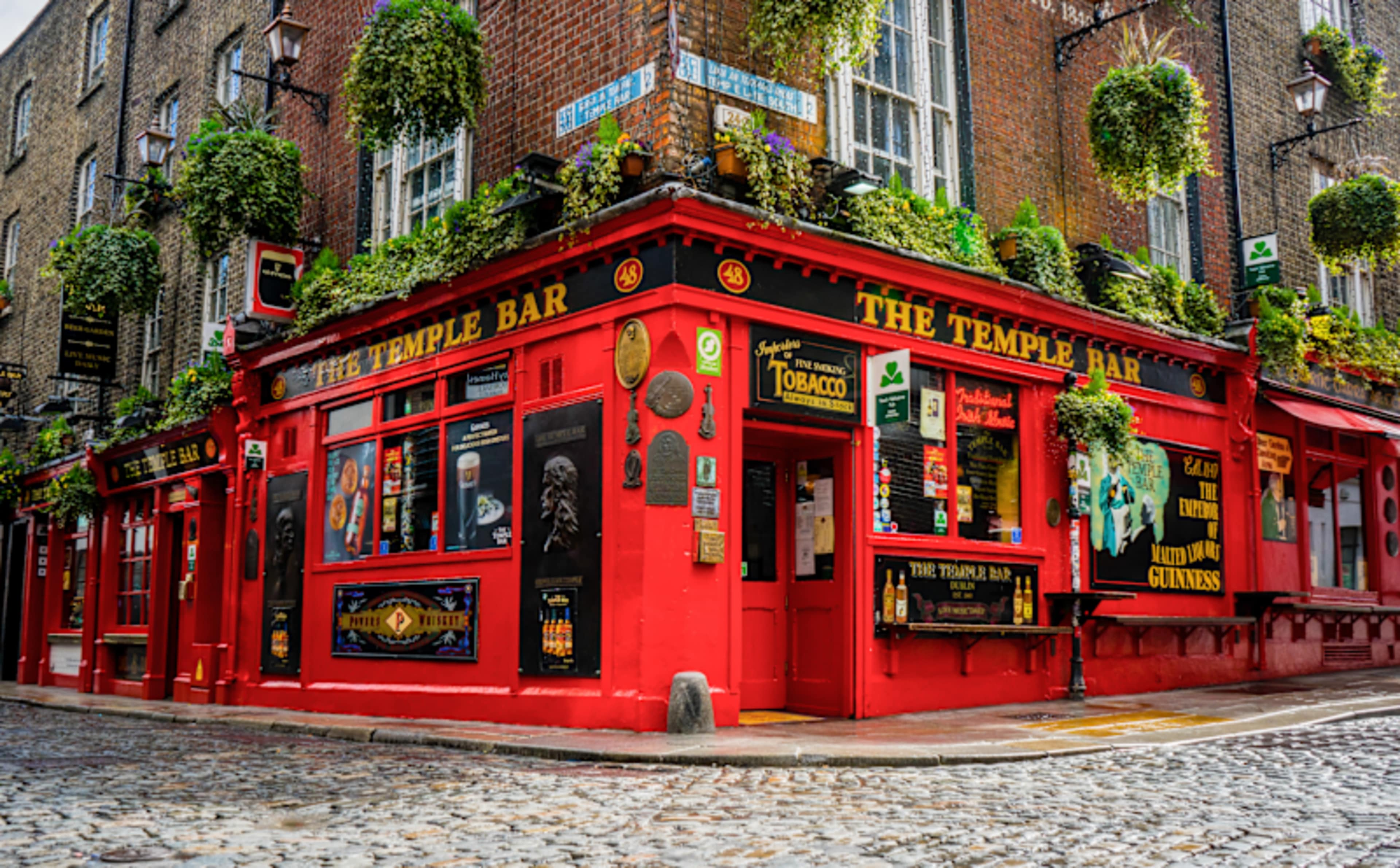 Classic Capitals: London, Edinburgh & Dublin photo 3
