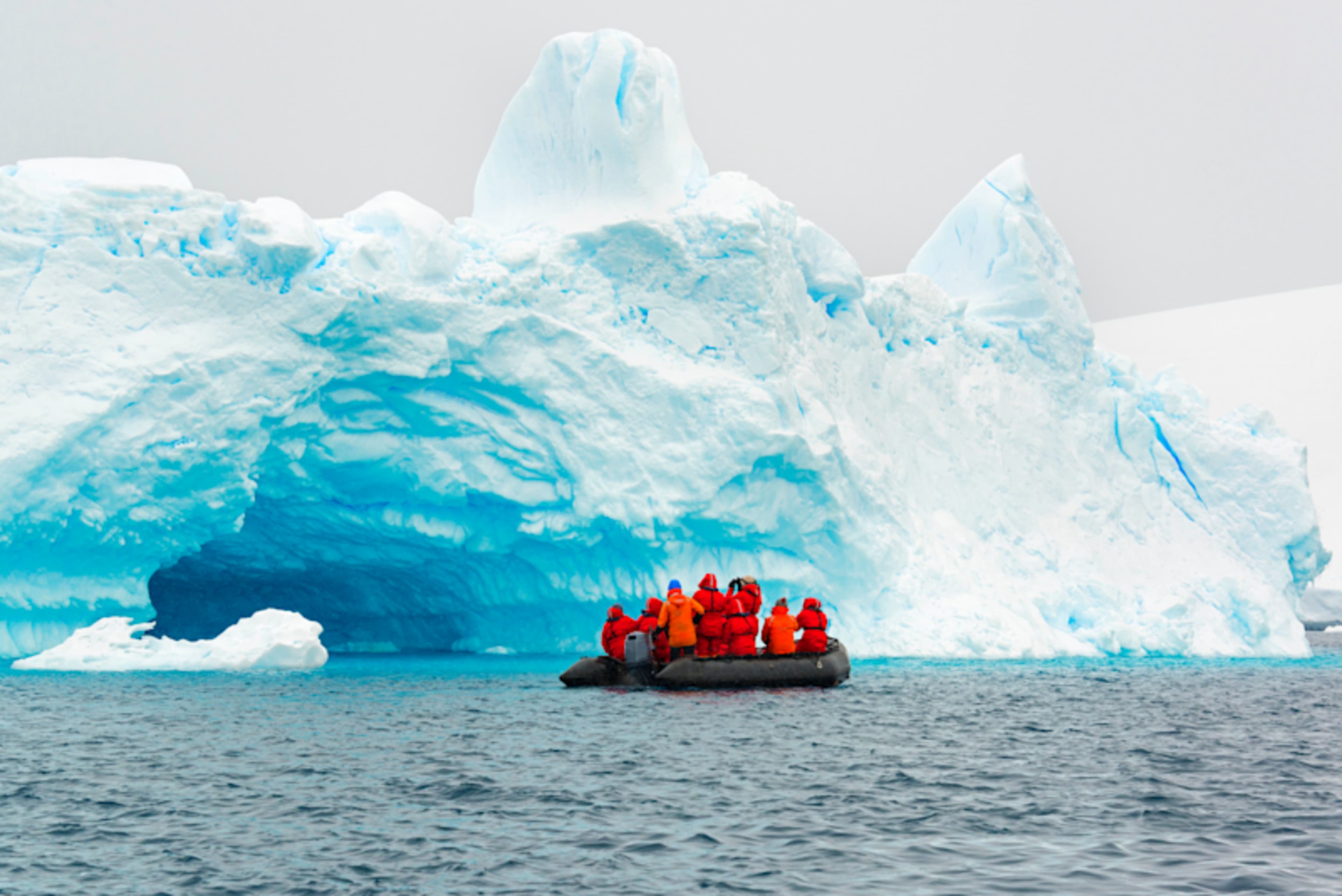 Journey to the White Continent photo 1