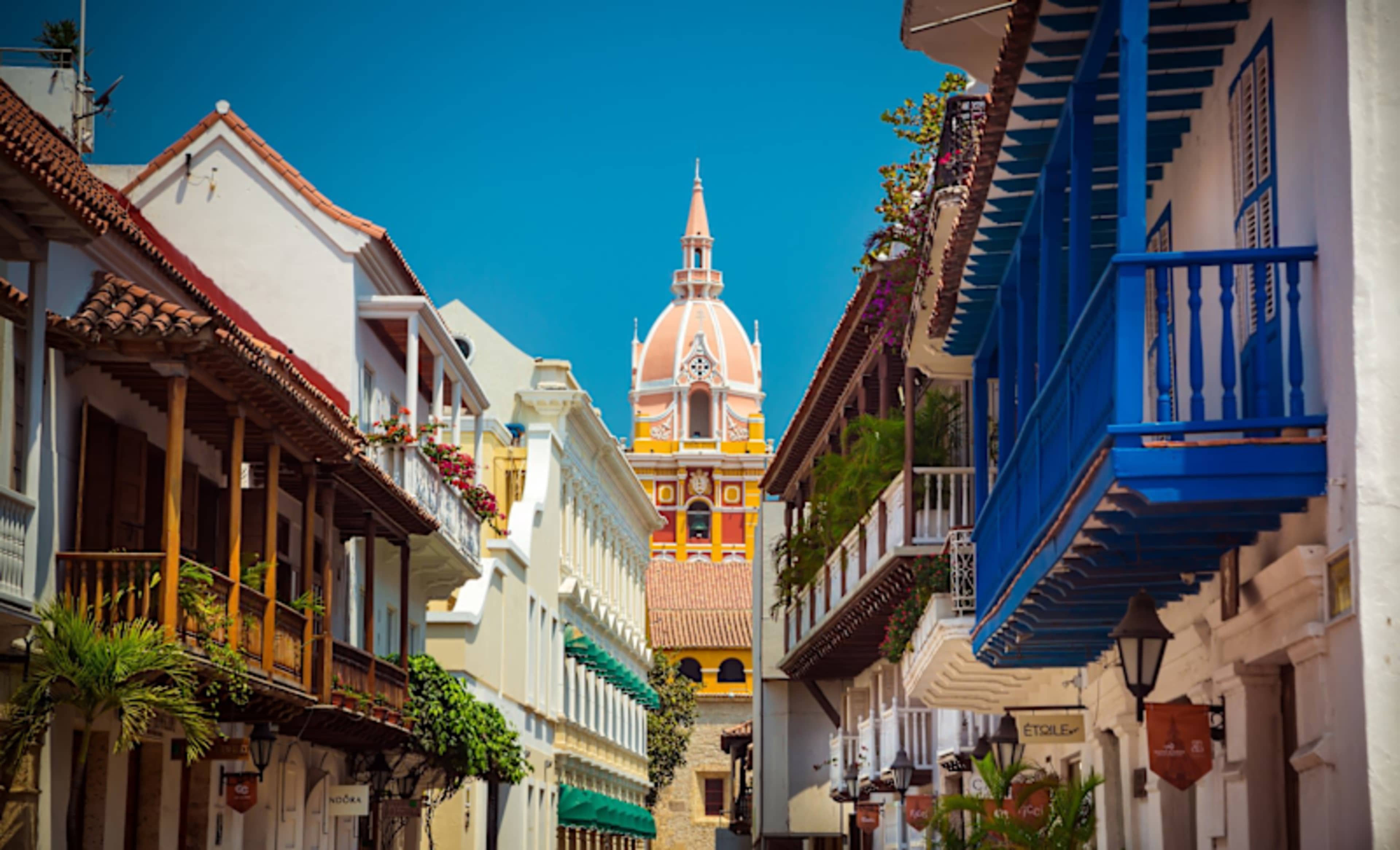 Canal to Coast: Panama & Colombia photo 2