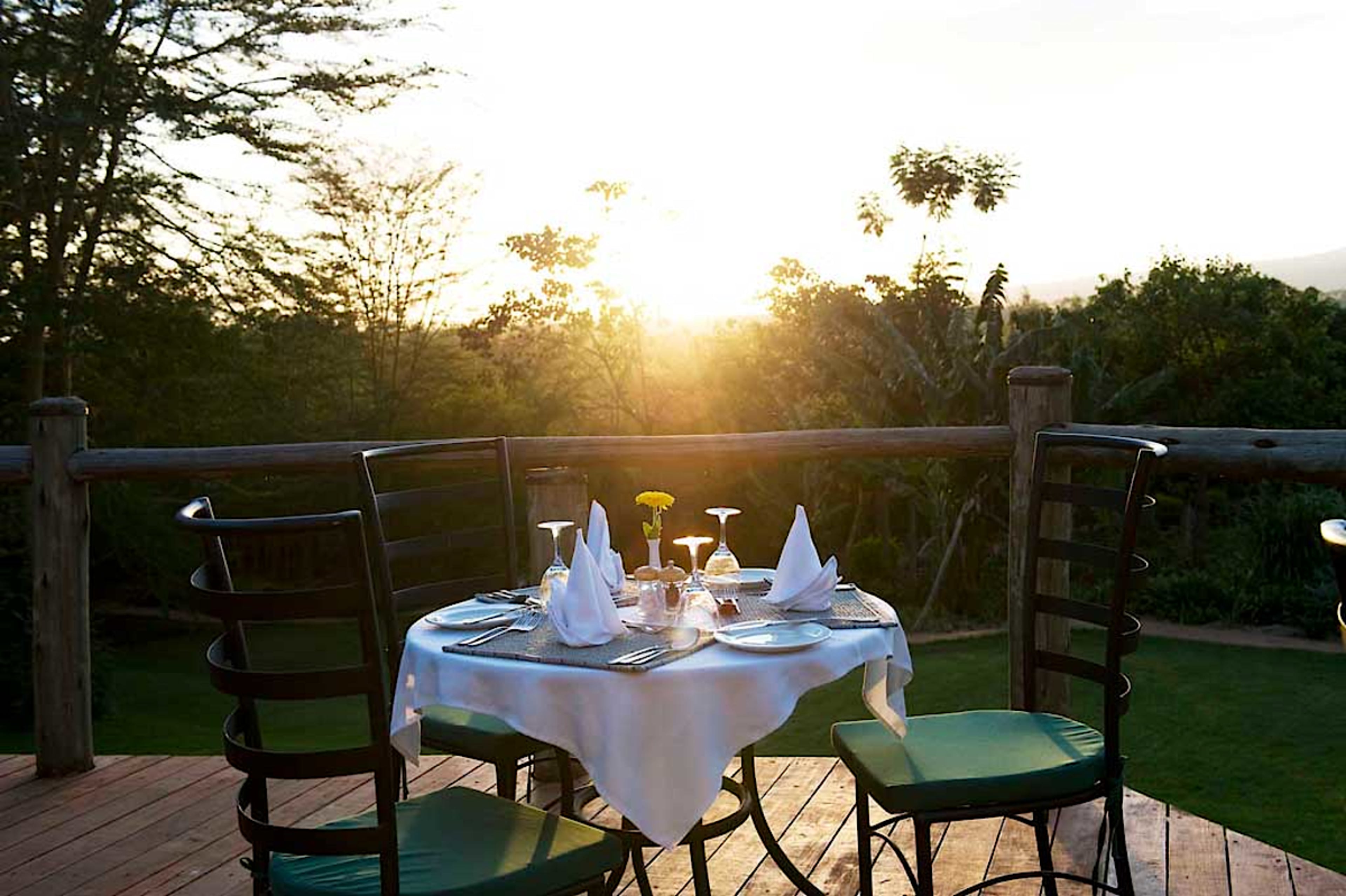 Terrace Dining
