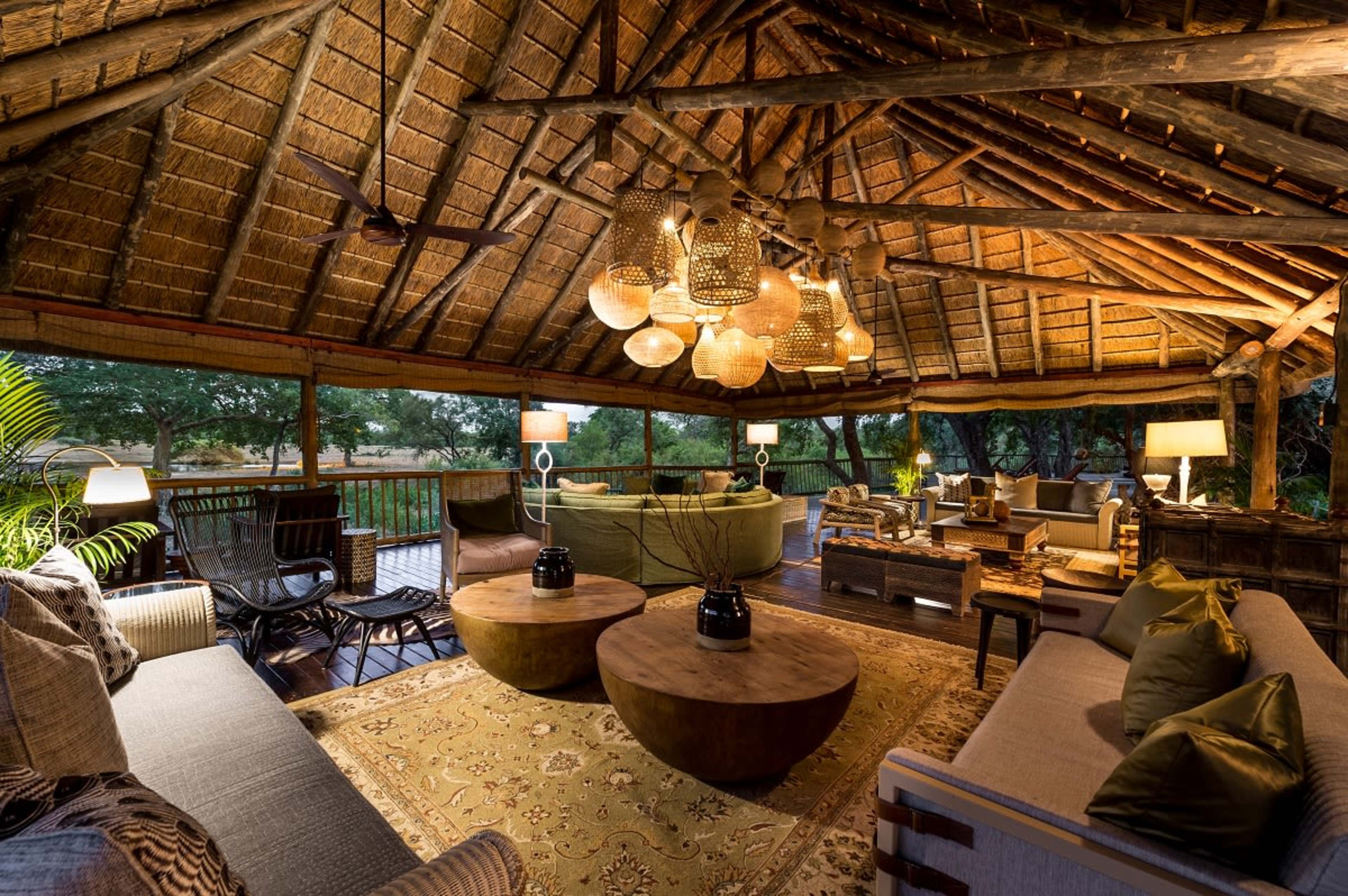 Sabi Sabi Bush Lodge, Safari Deck