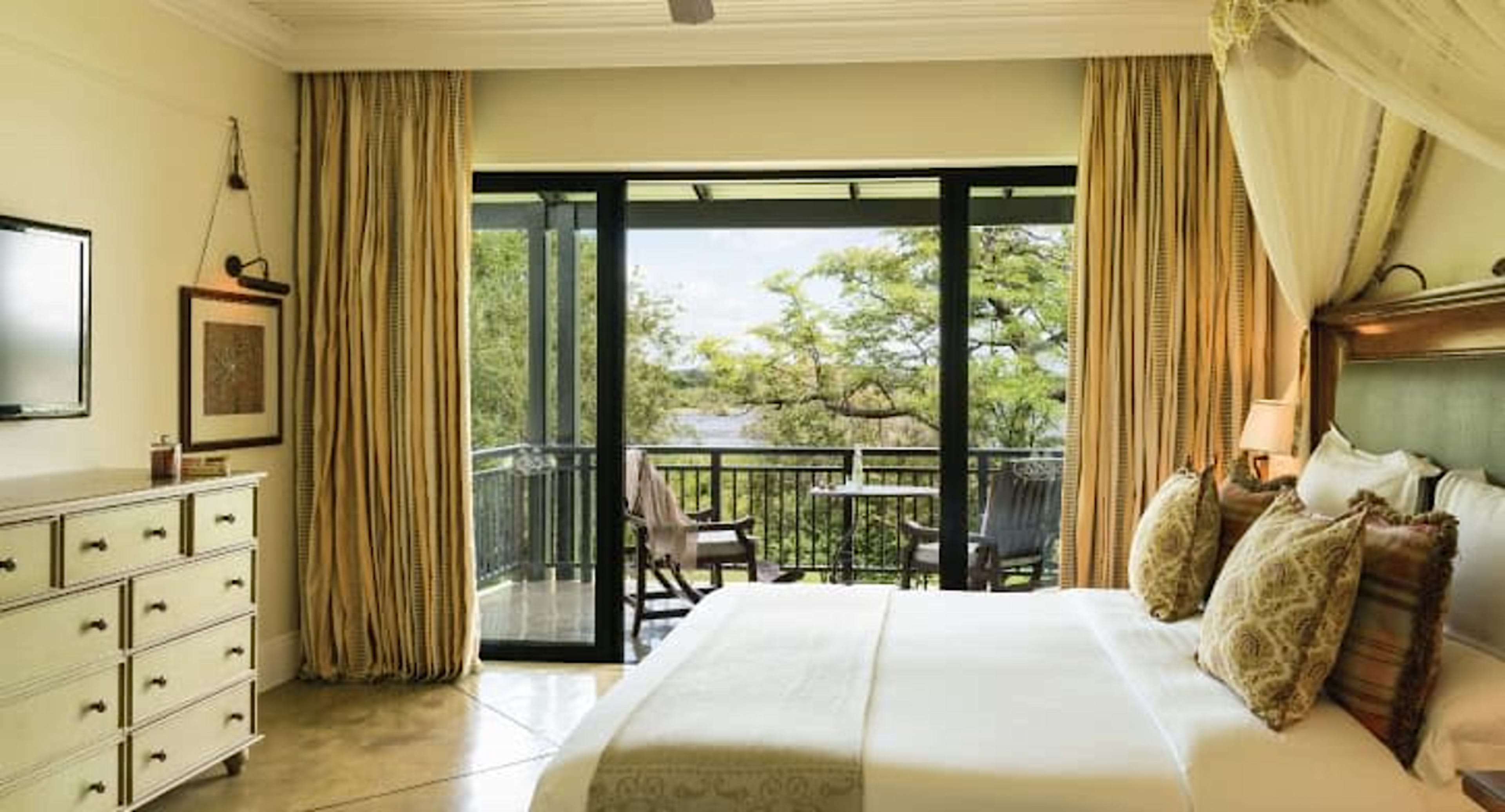 Deluxe Zambezi River Balcony