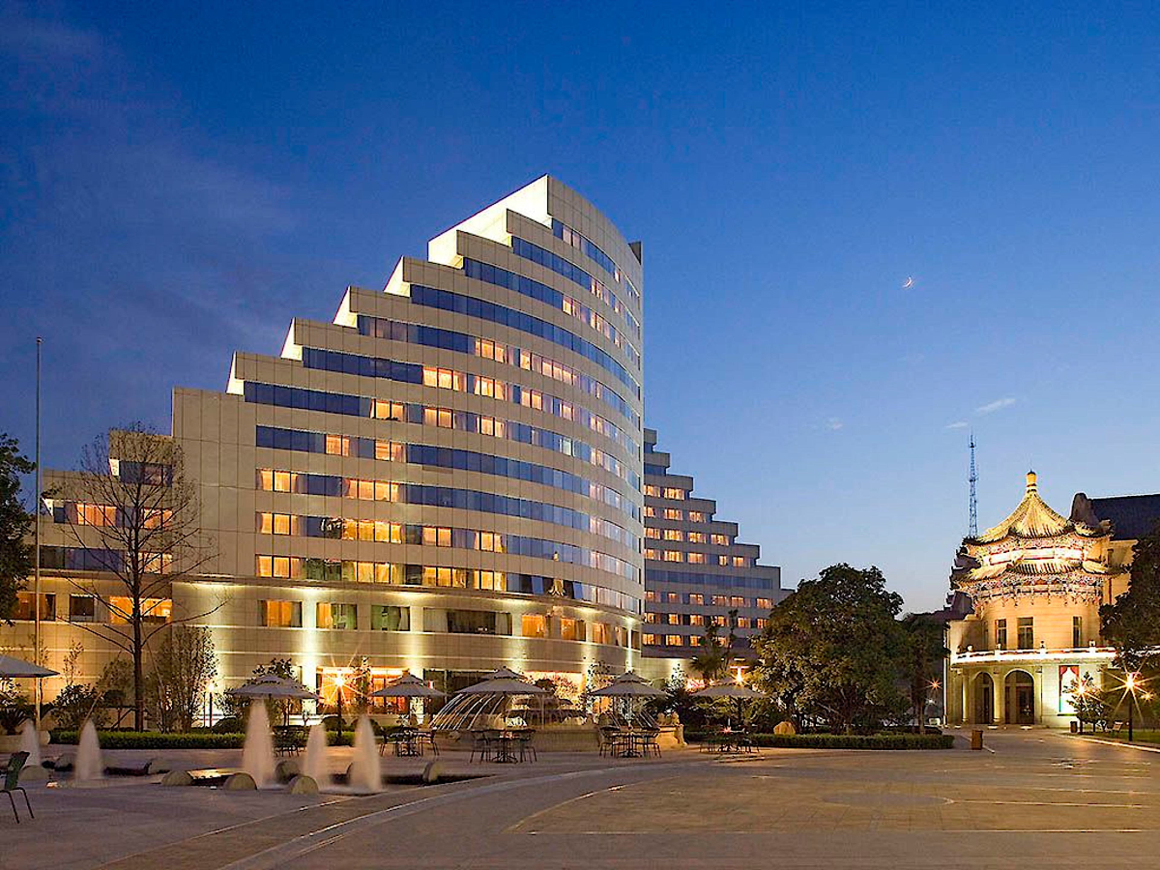 Sofitel On Renmin Square