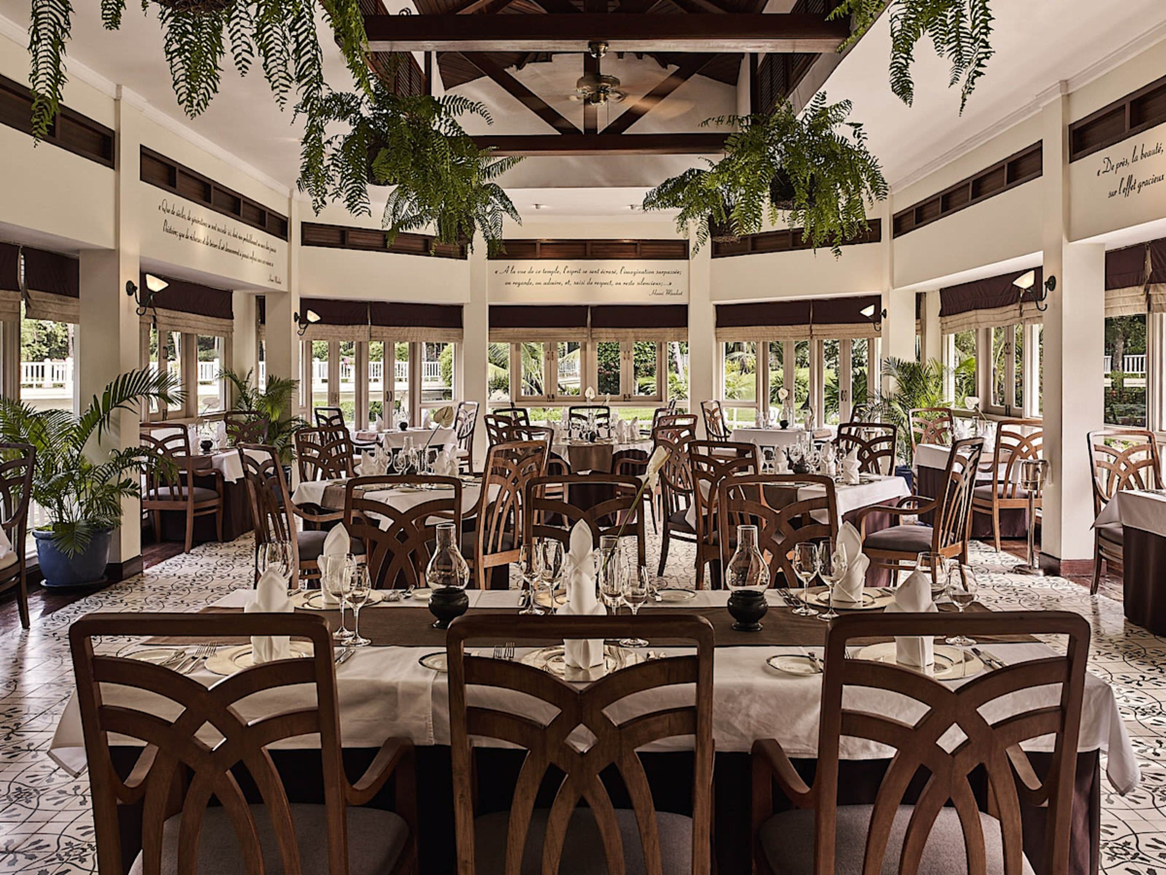 Dining Restaurant