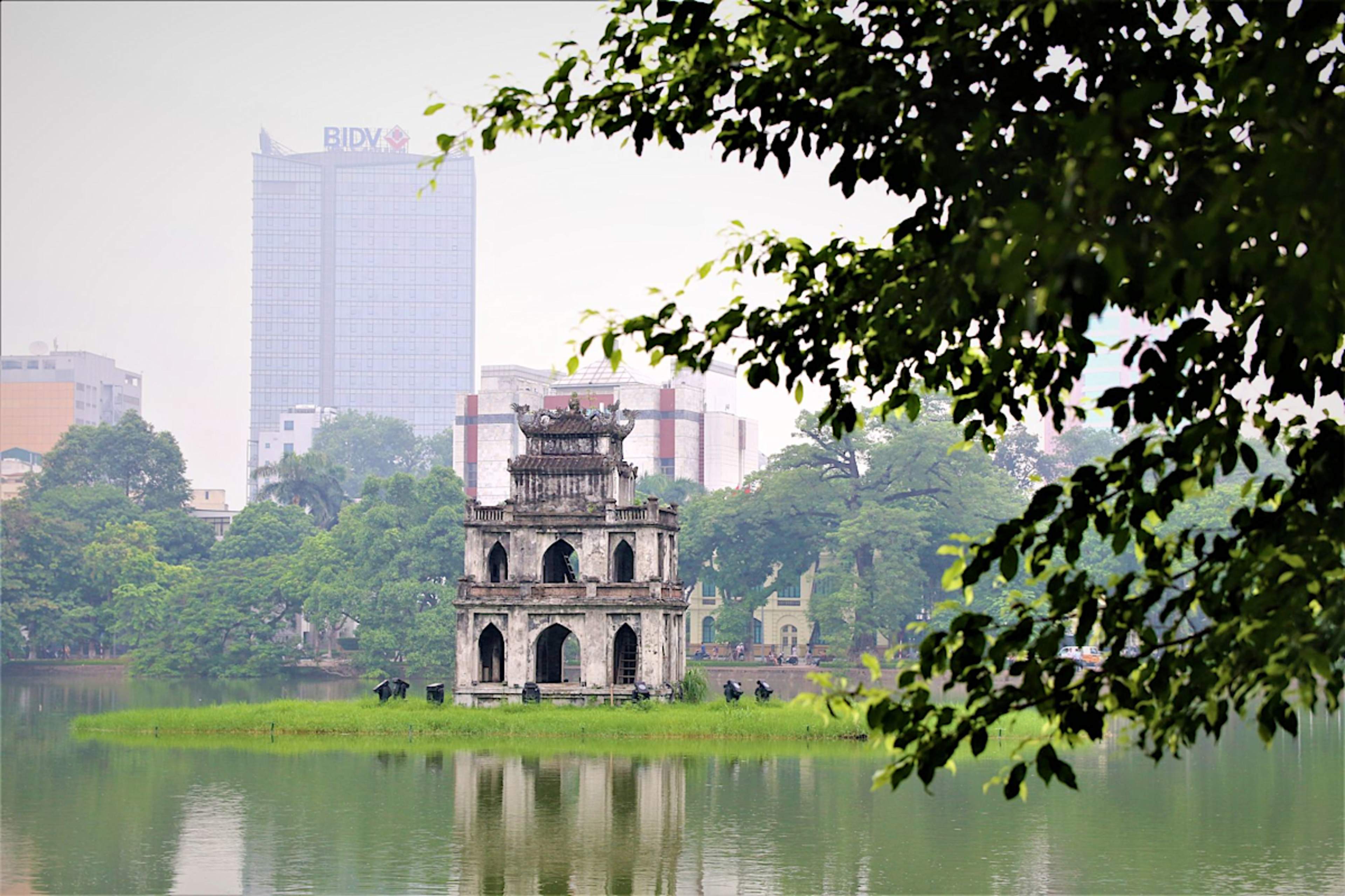 hanoi lake