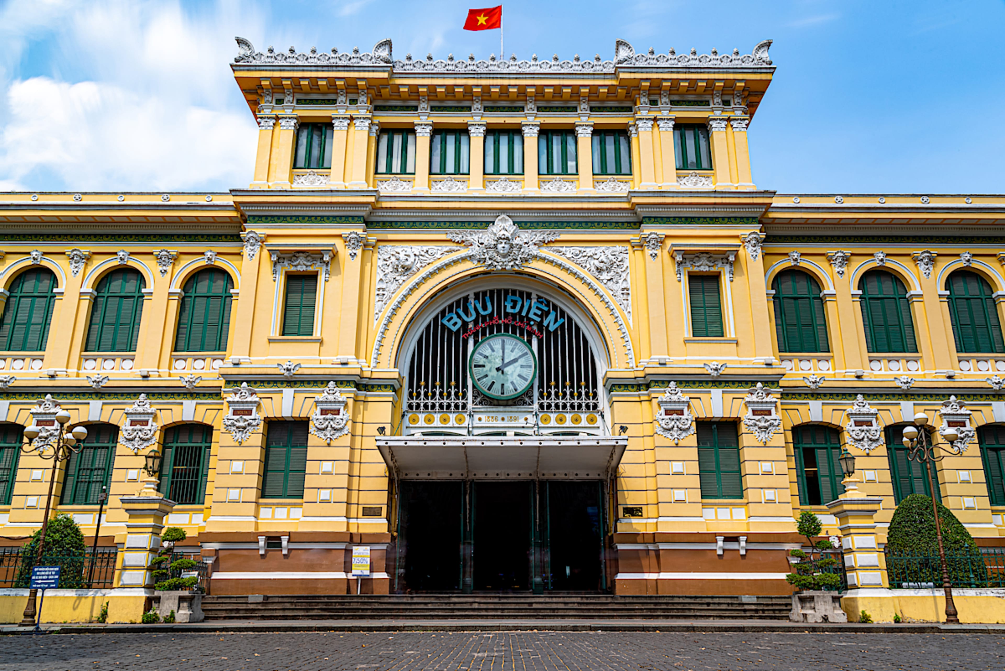 Buu Dien Post Office