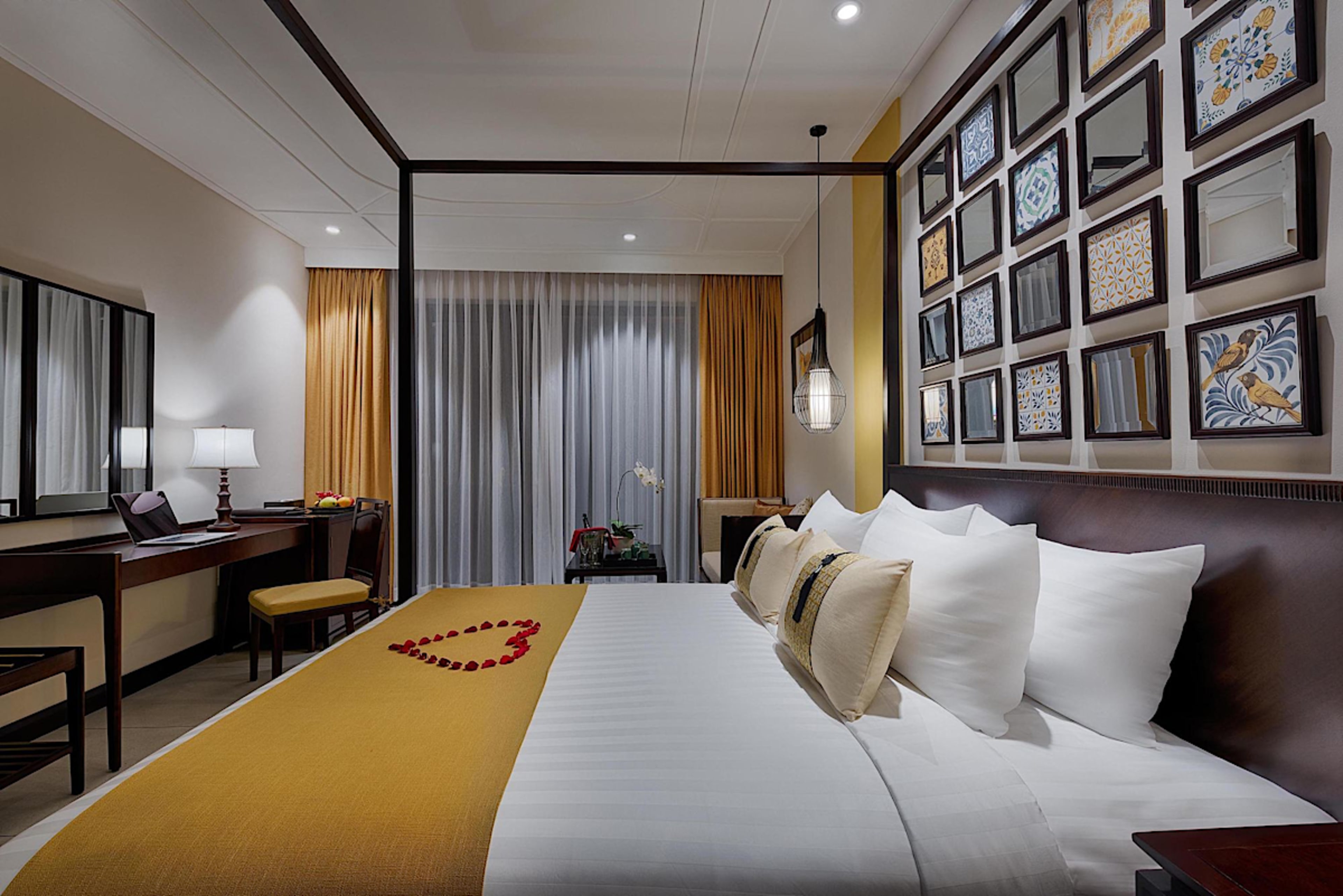 Little Suite