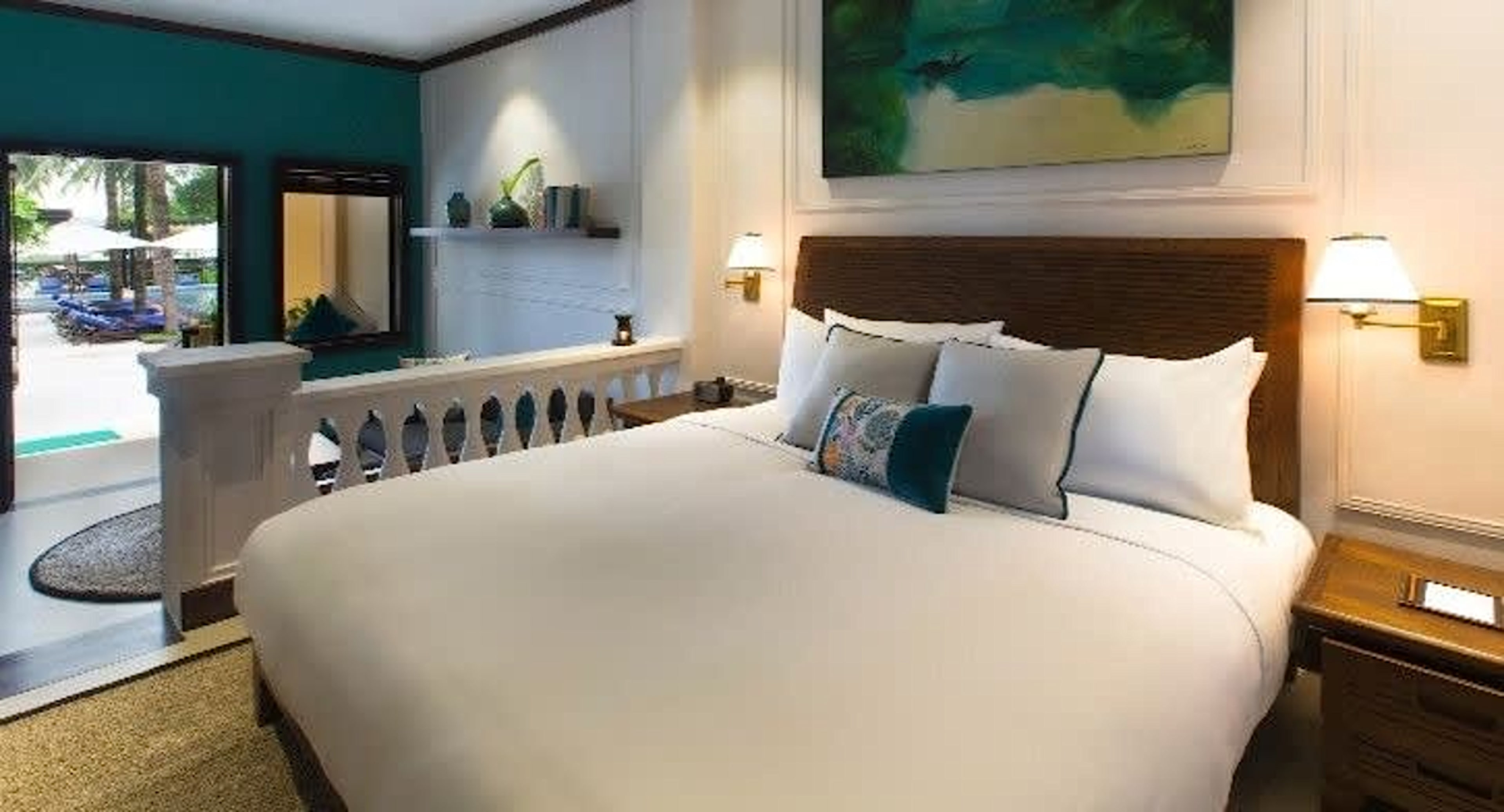 Deluxe Balcony Room