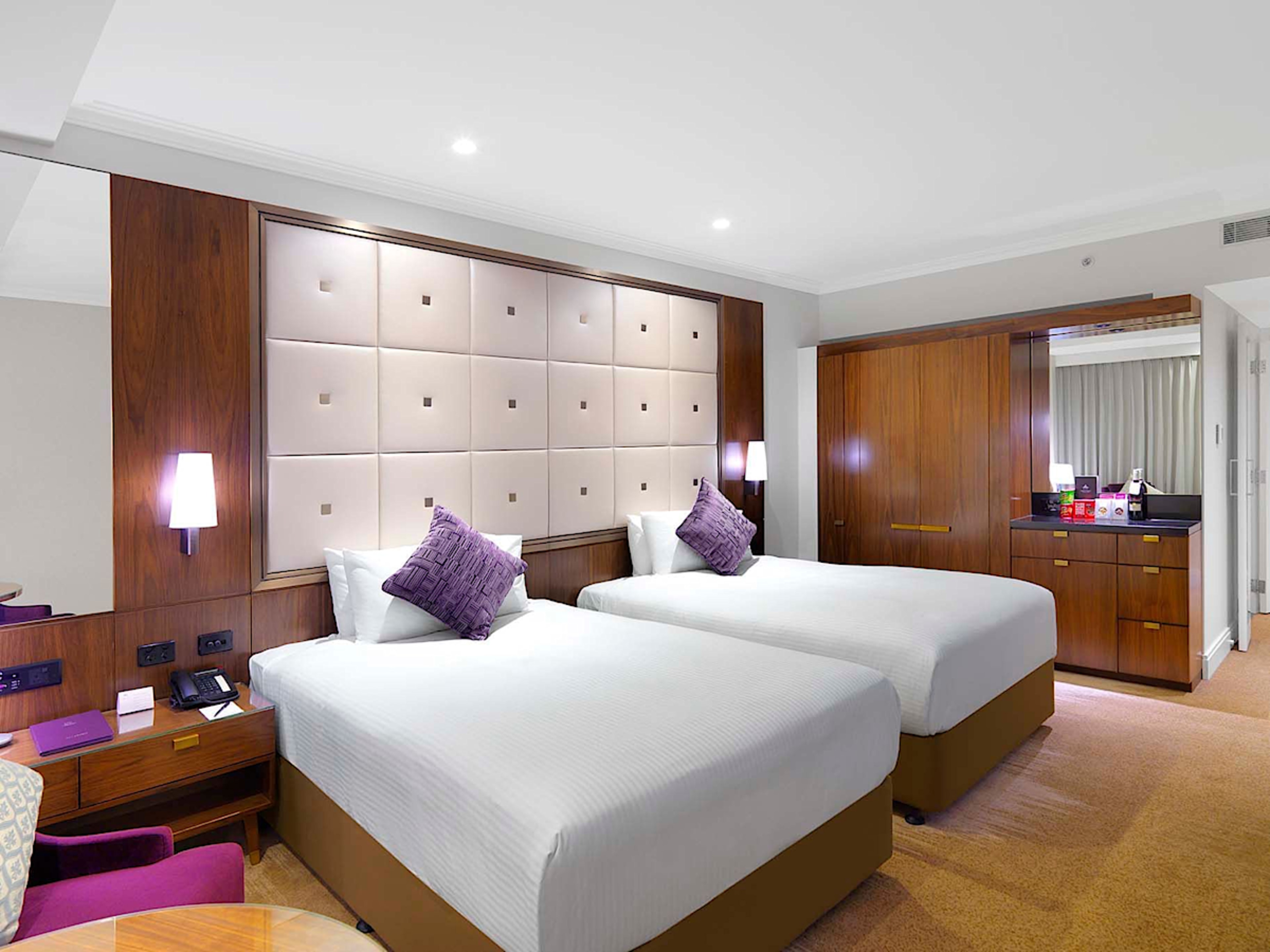 Deluxe Double Double Room