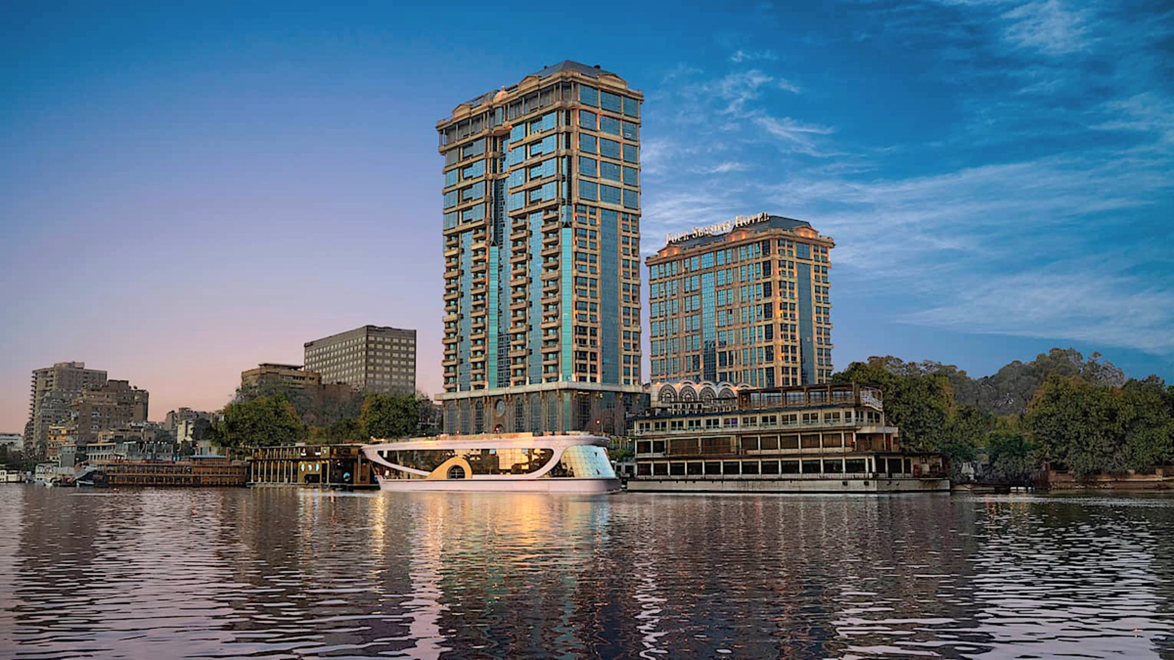 Four Seasons Hotel Cairo at First Residence