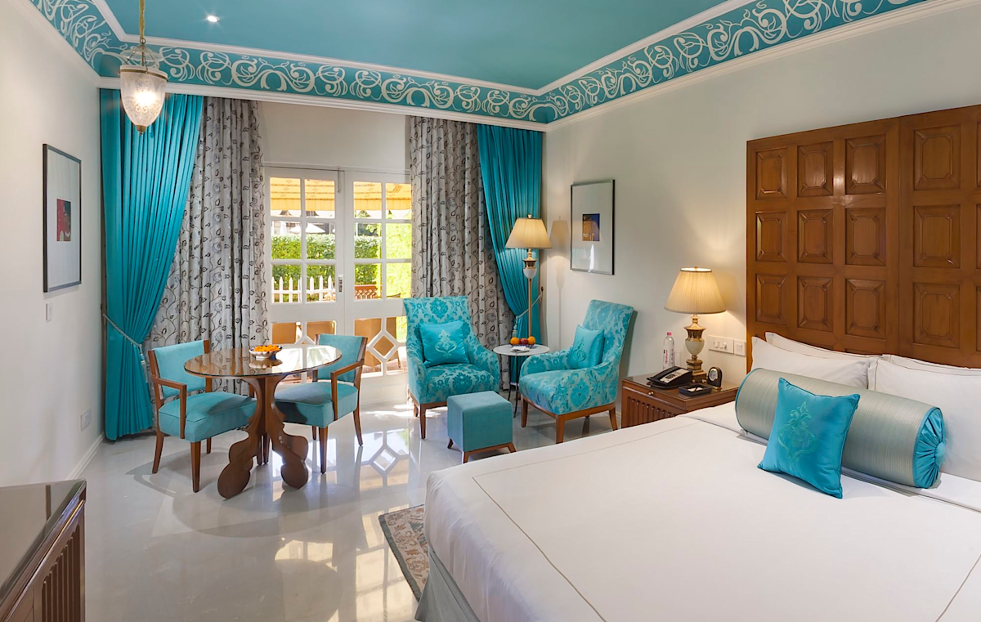 luxury room