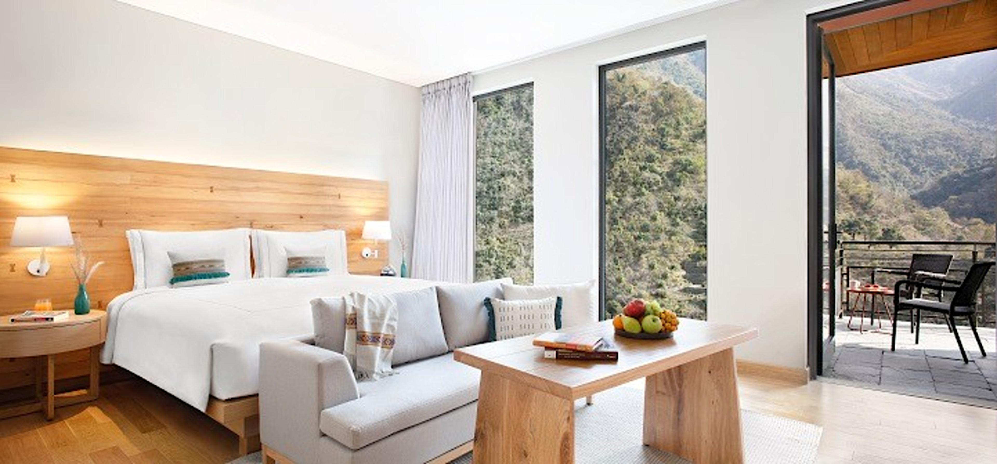 Deluxe Room Ganges View King