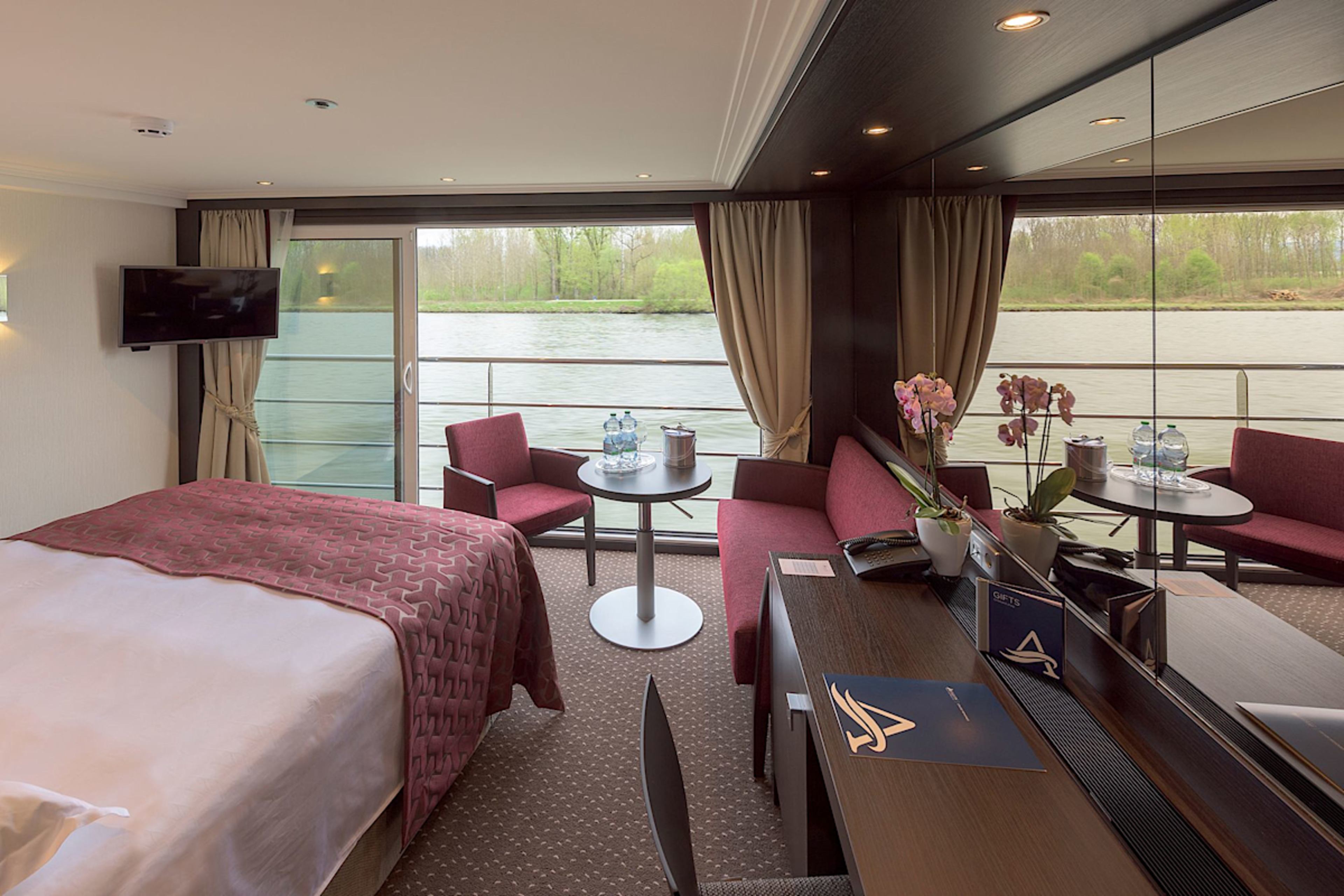 Panorama Suite (A)