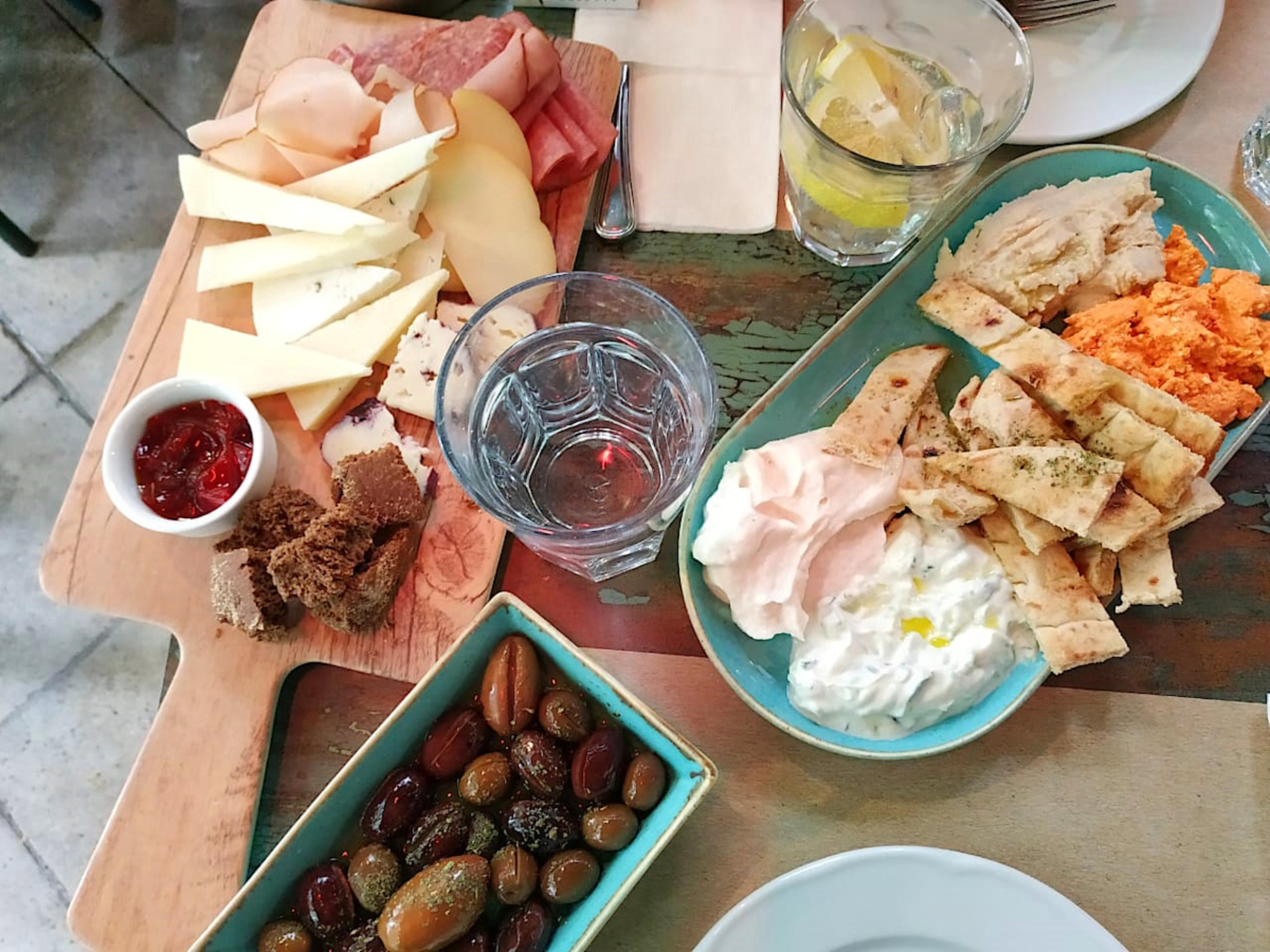 A Taste of Athens After Dark
