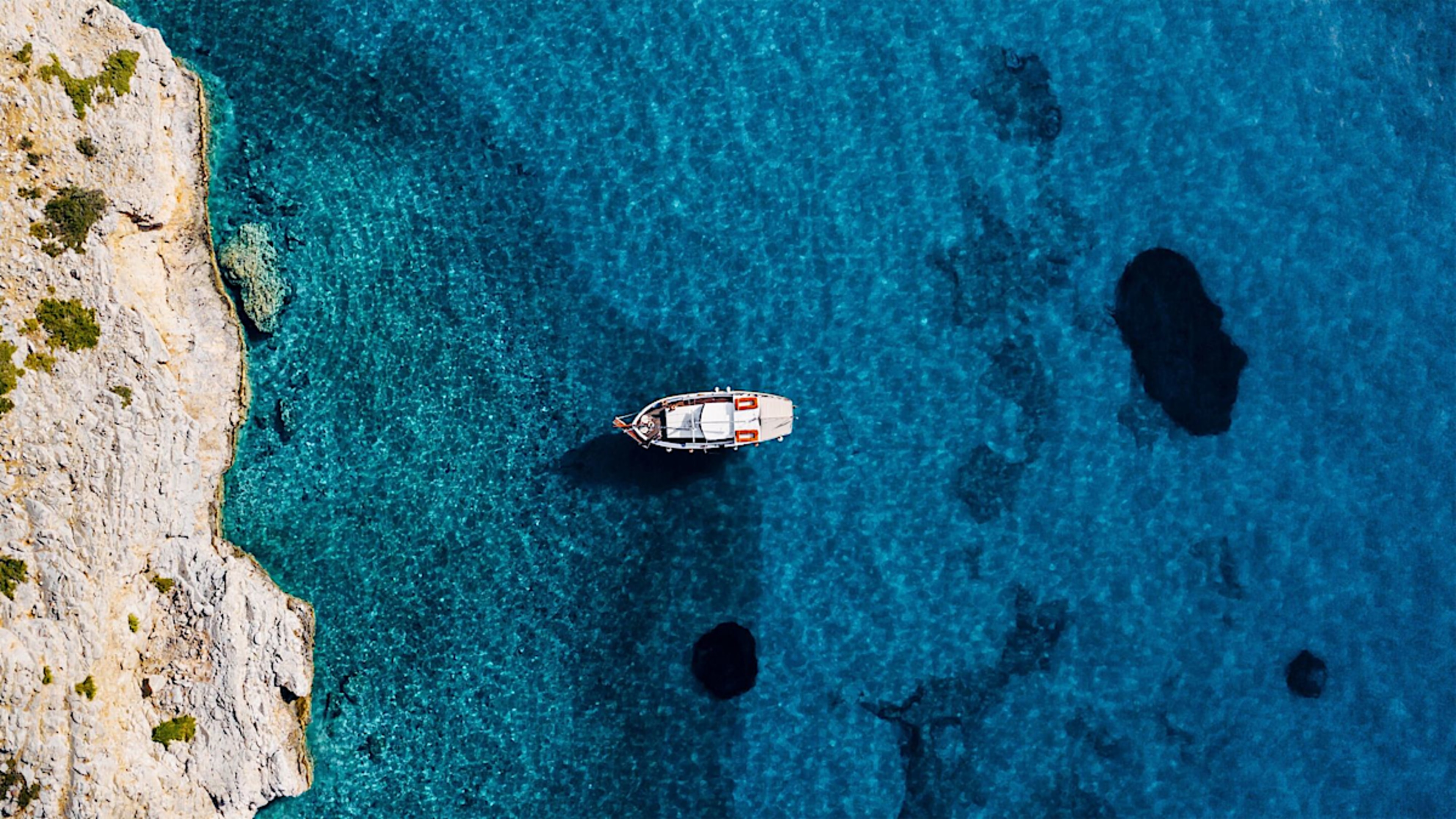 Crusing the Cyclades