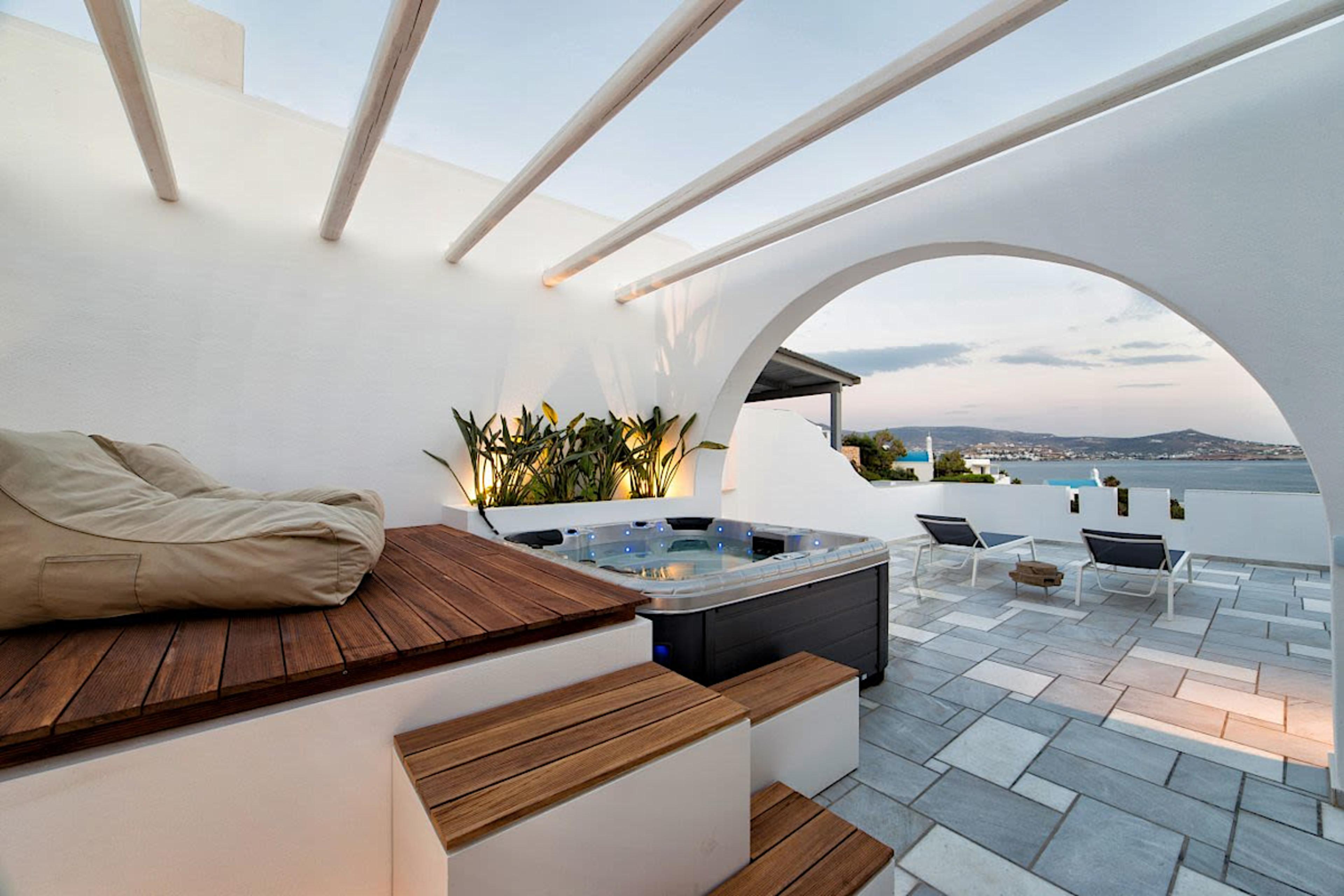 Terrace Lounge