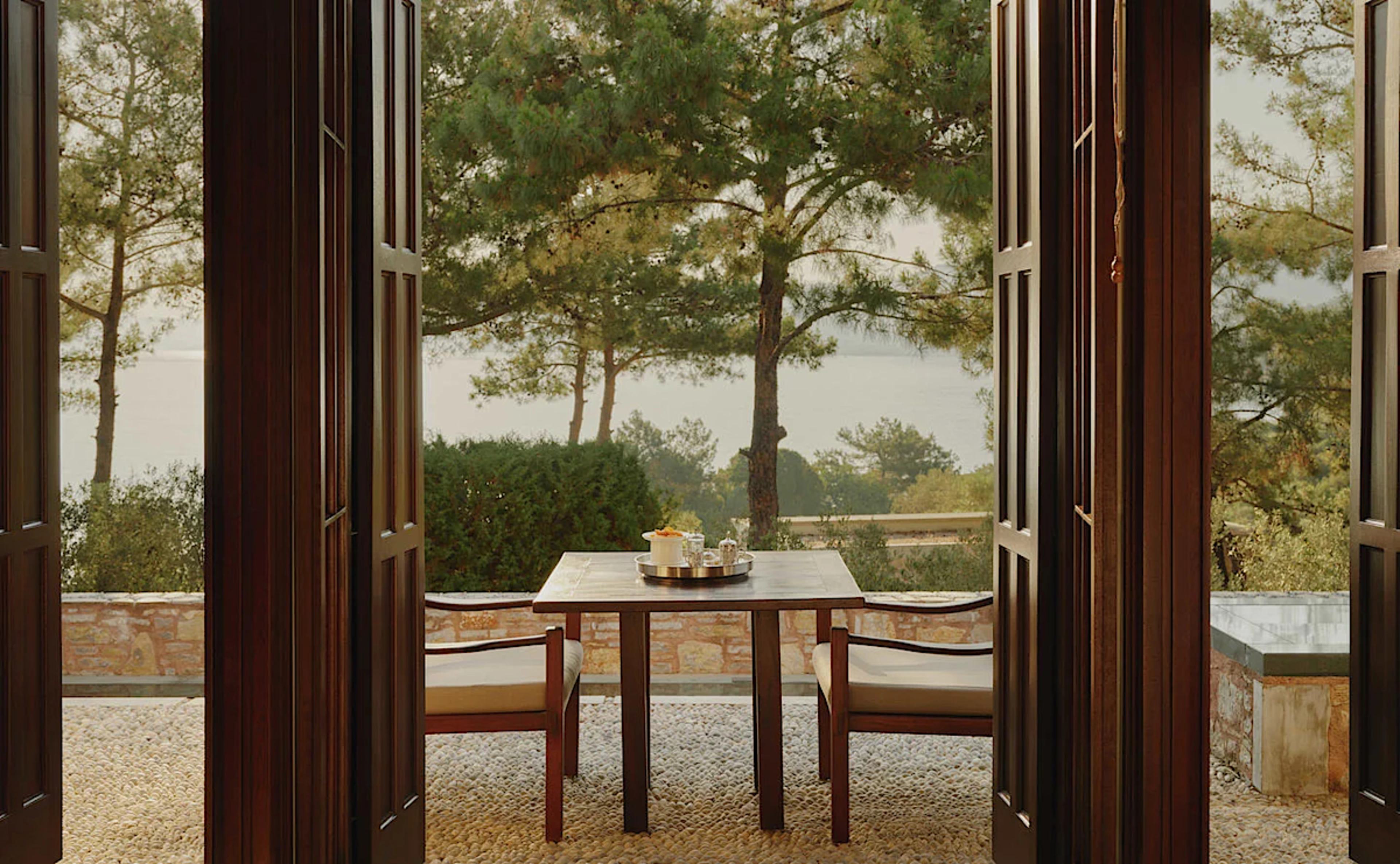 Pool Pavilion Deluxe Sea View