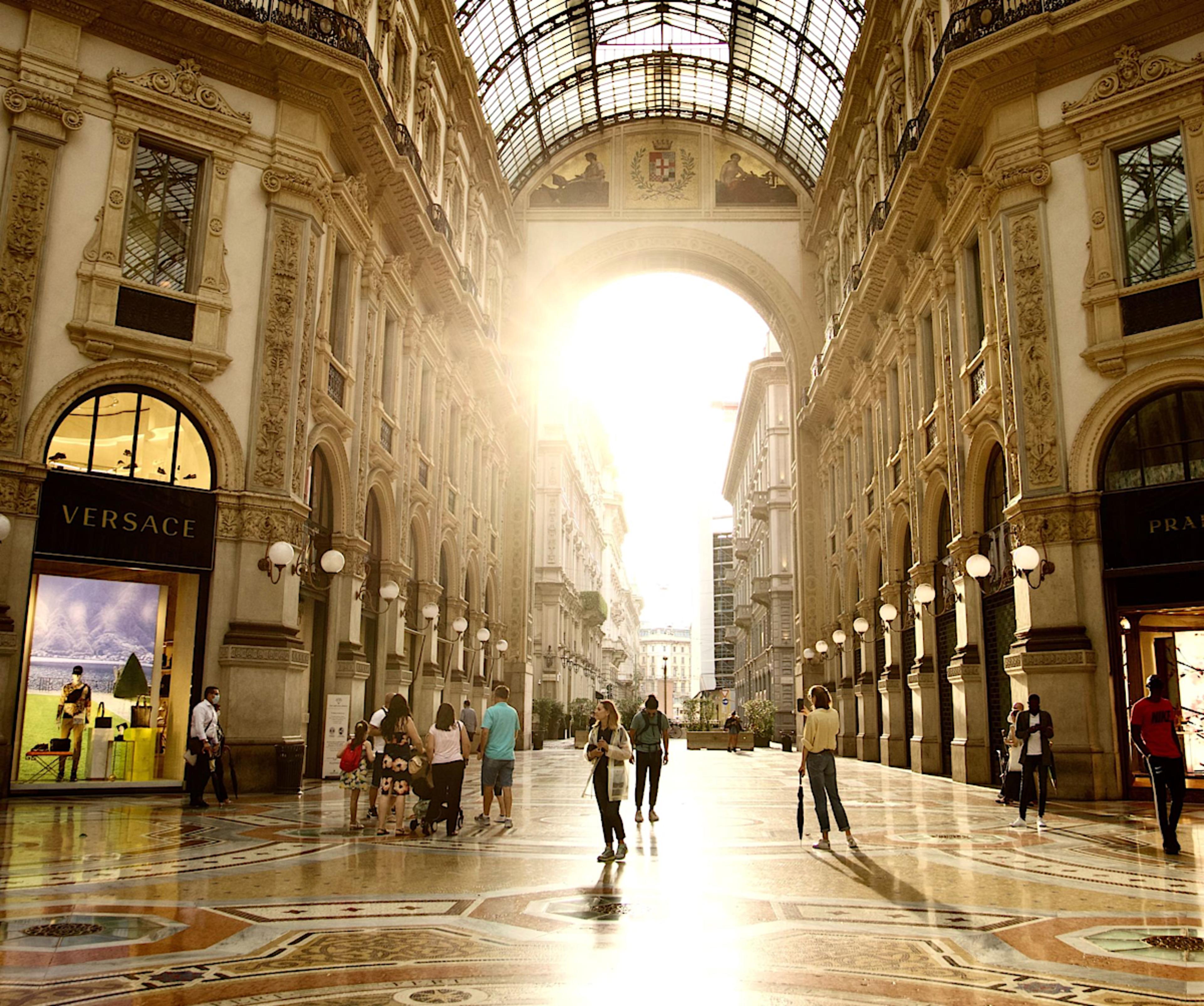 Fashion Walking Tour