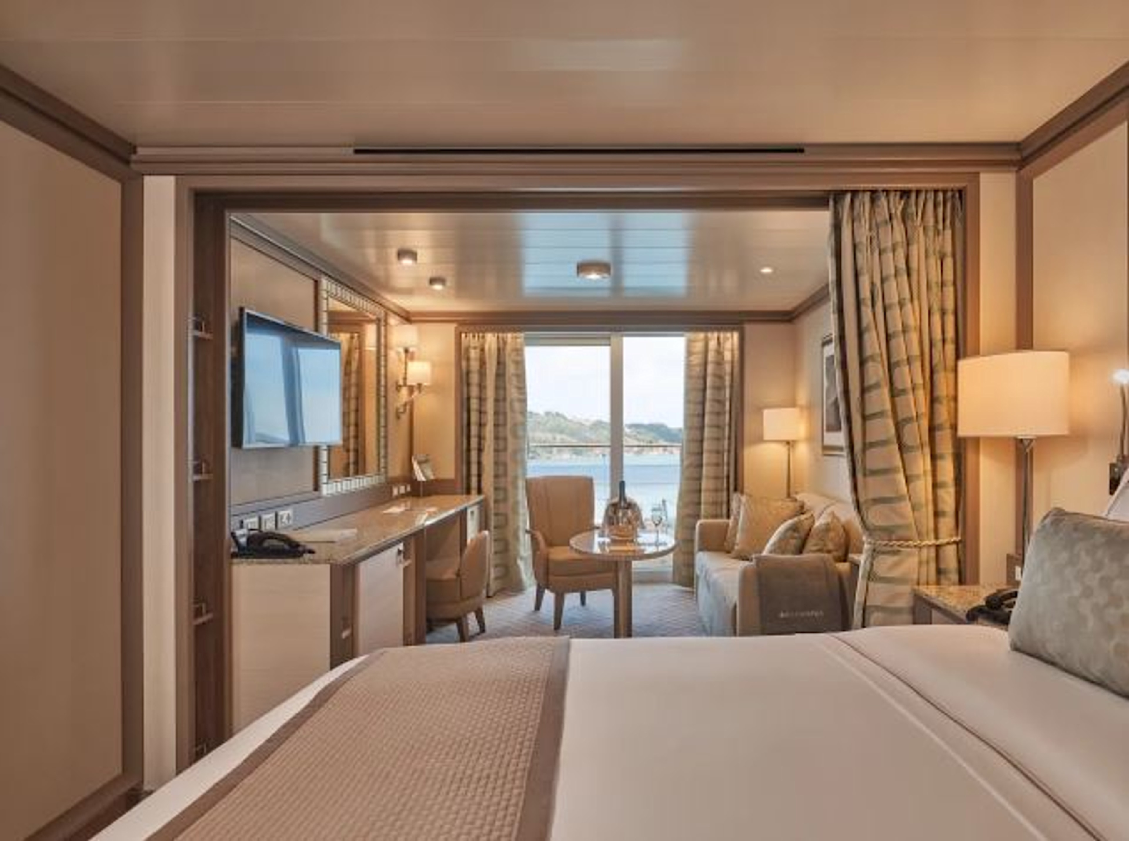 Classic Veranda Suite