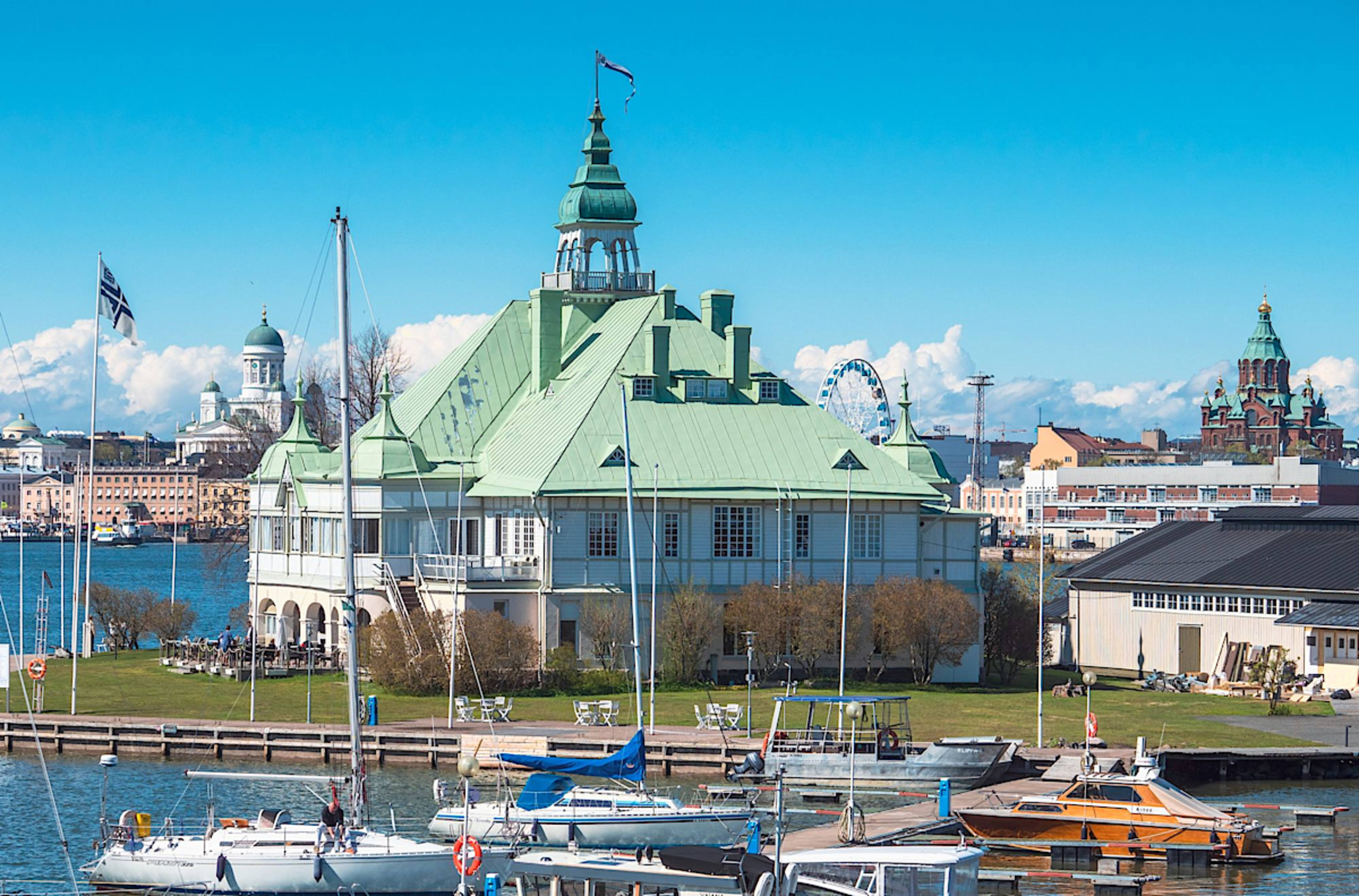 Independent Exploration of Helsinki