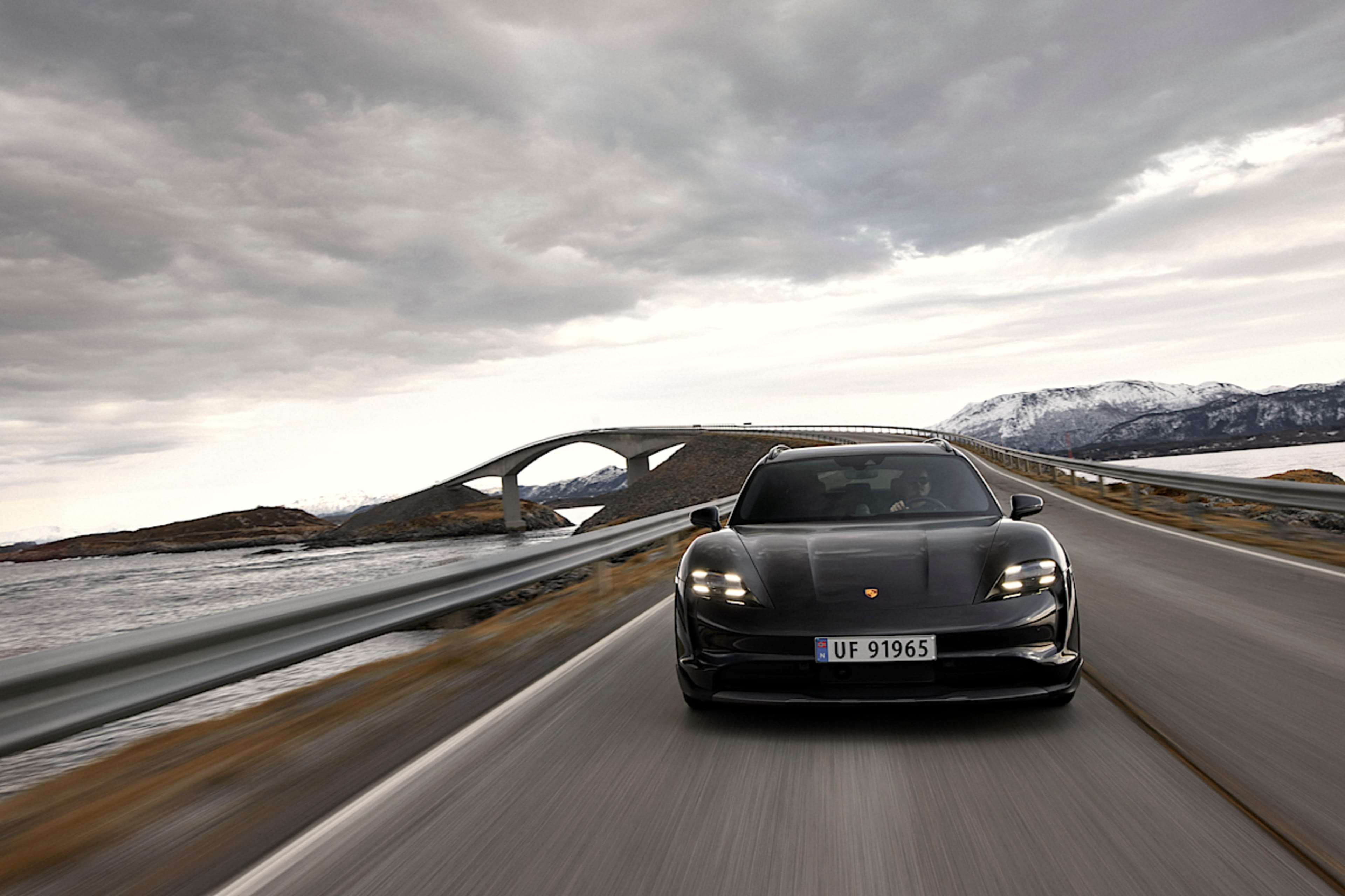 Electric Porsche self-Drive in Norway