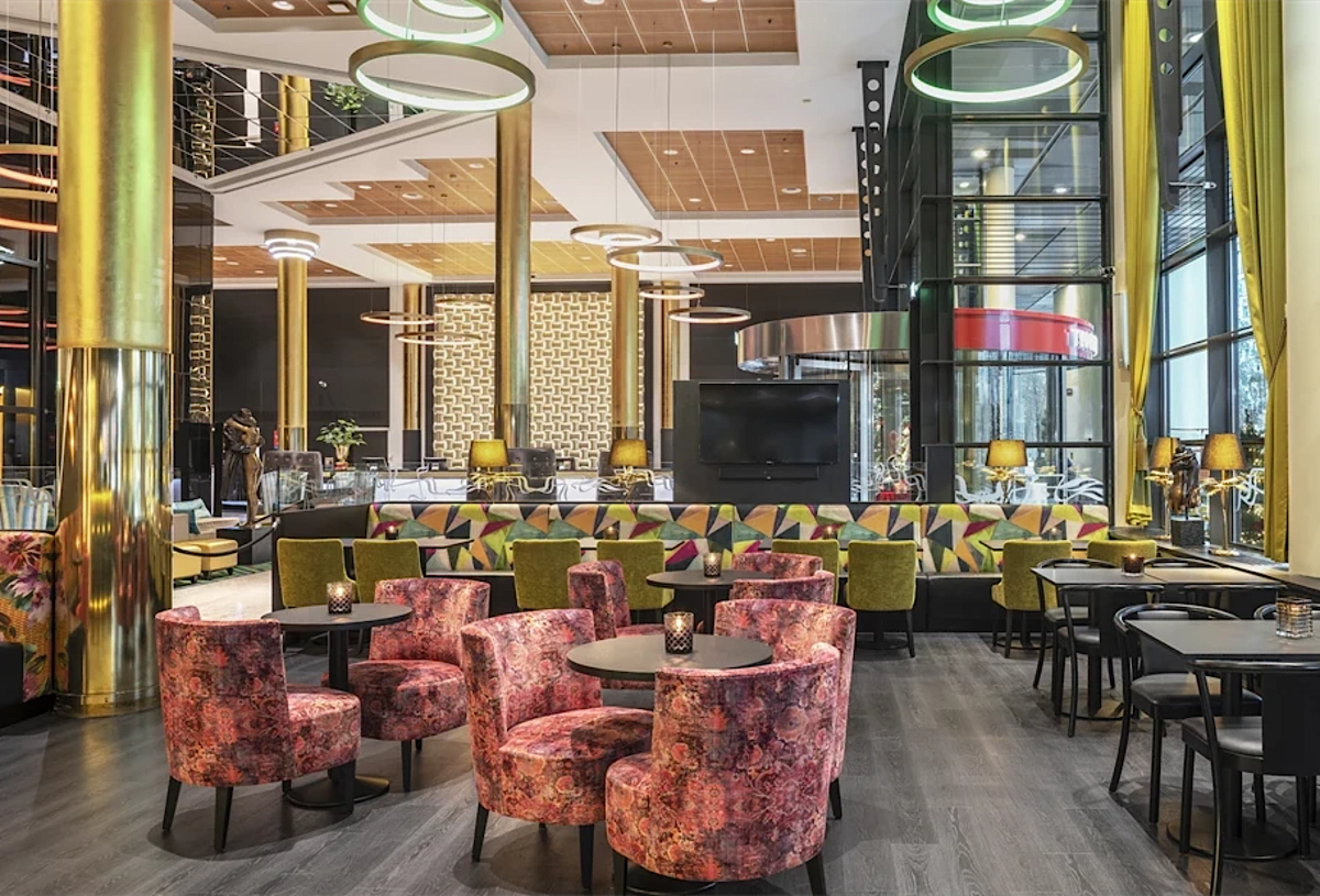 Bar & Restaurant