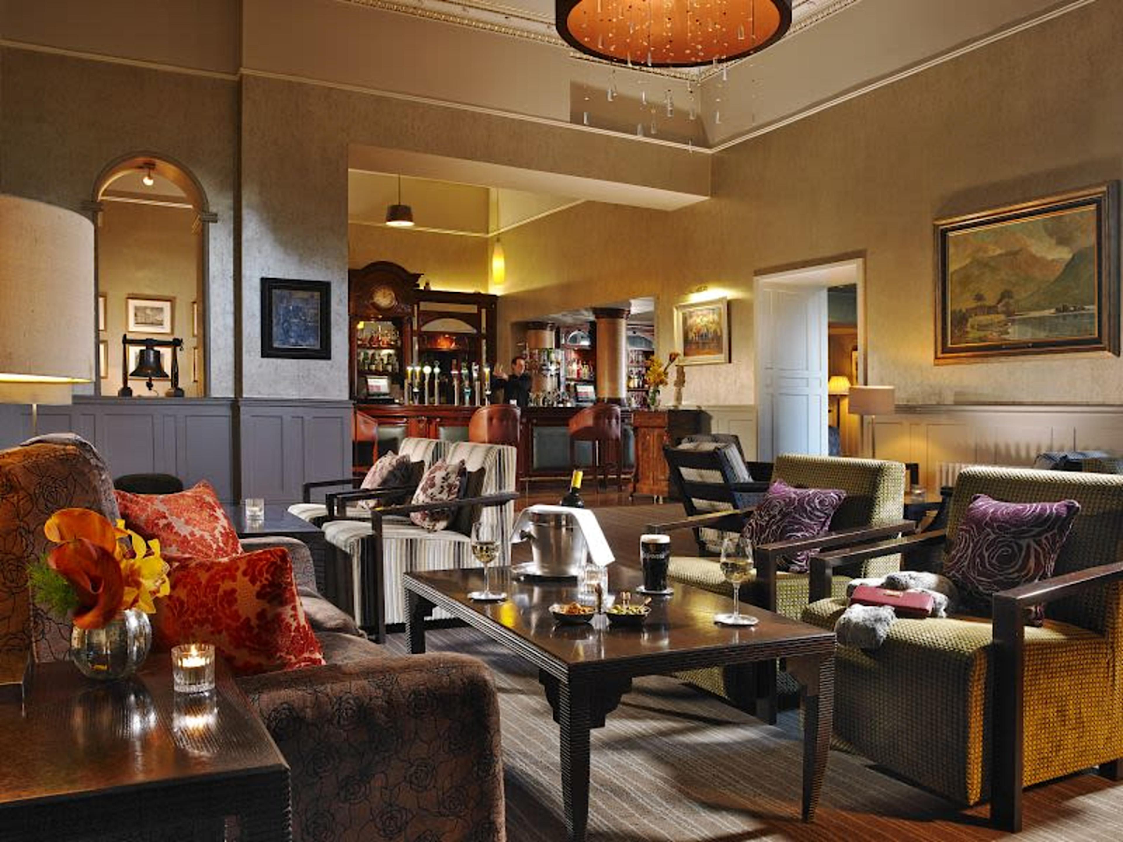 Lounge Bar