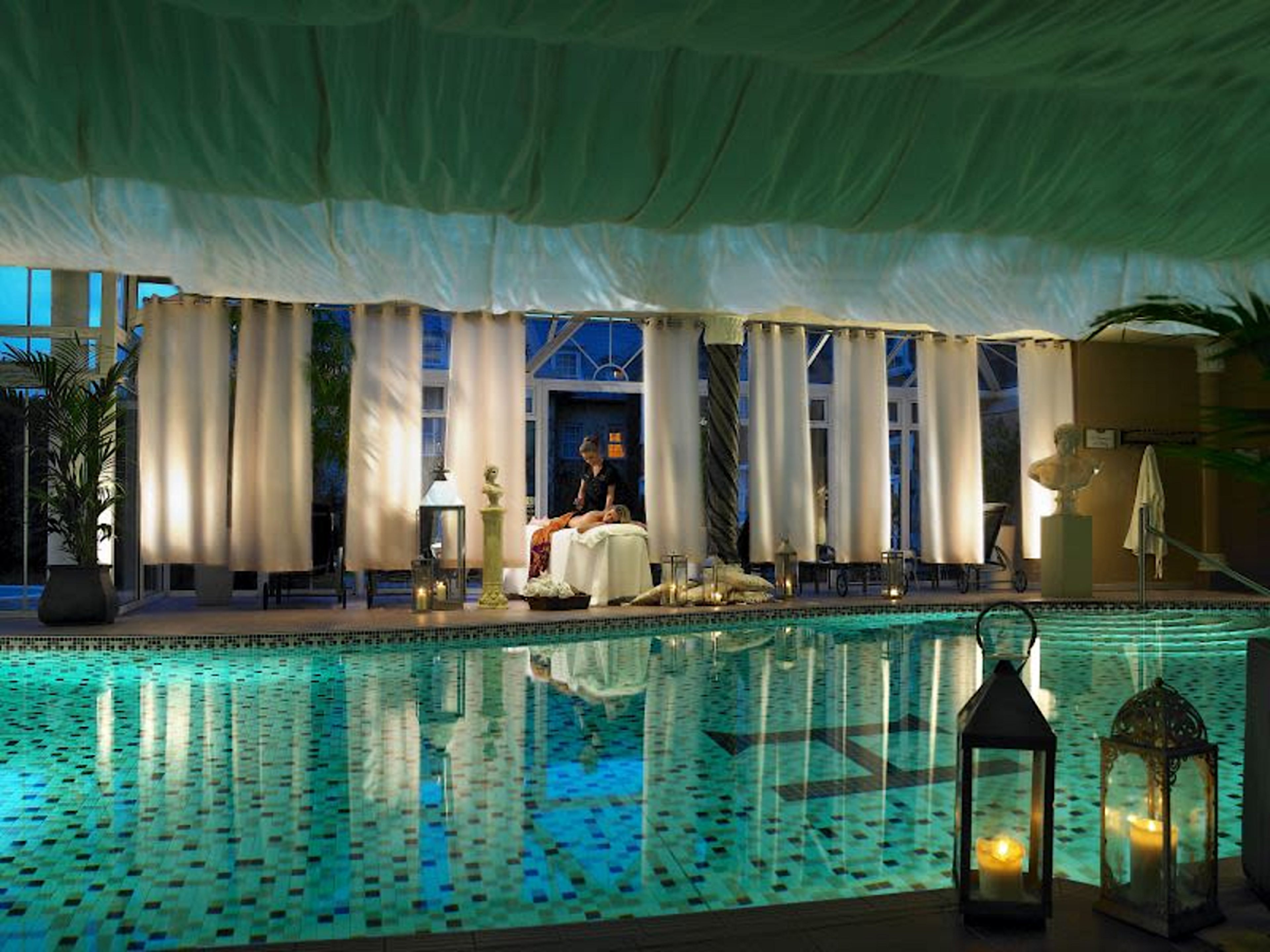 Pool Spa