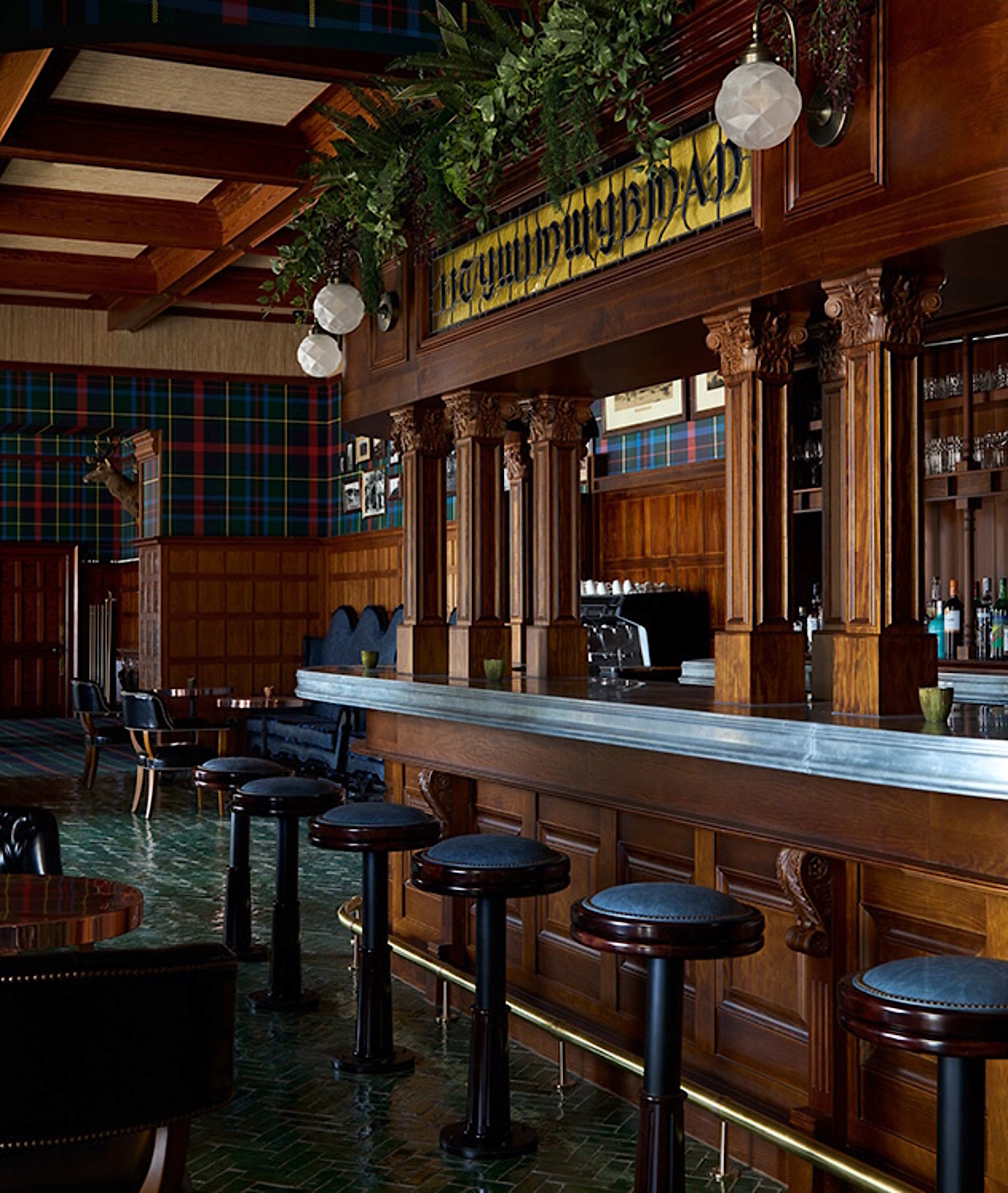 Bar Ross