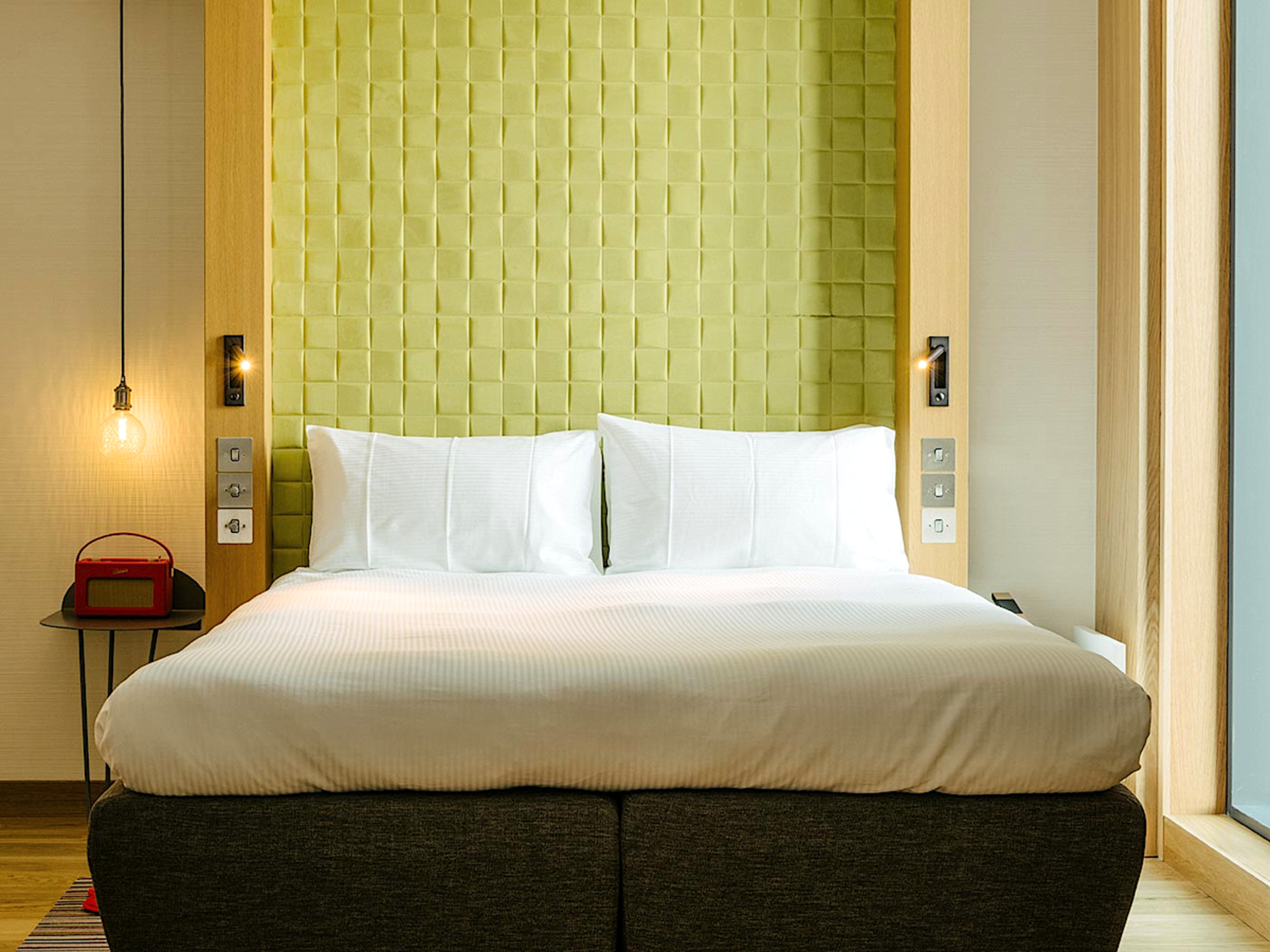 Vista Room