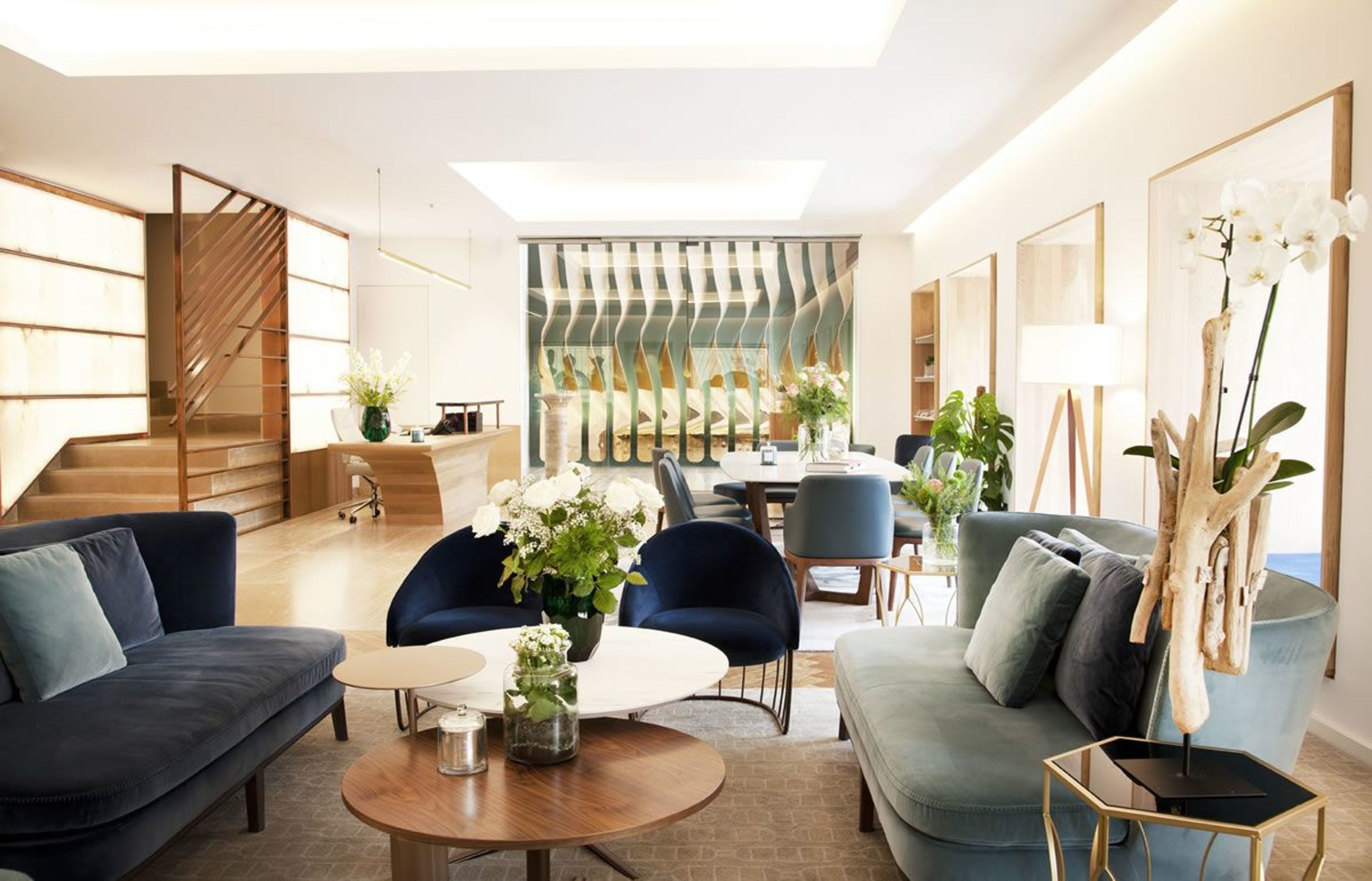 Hotel Lounge