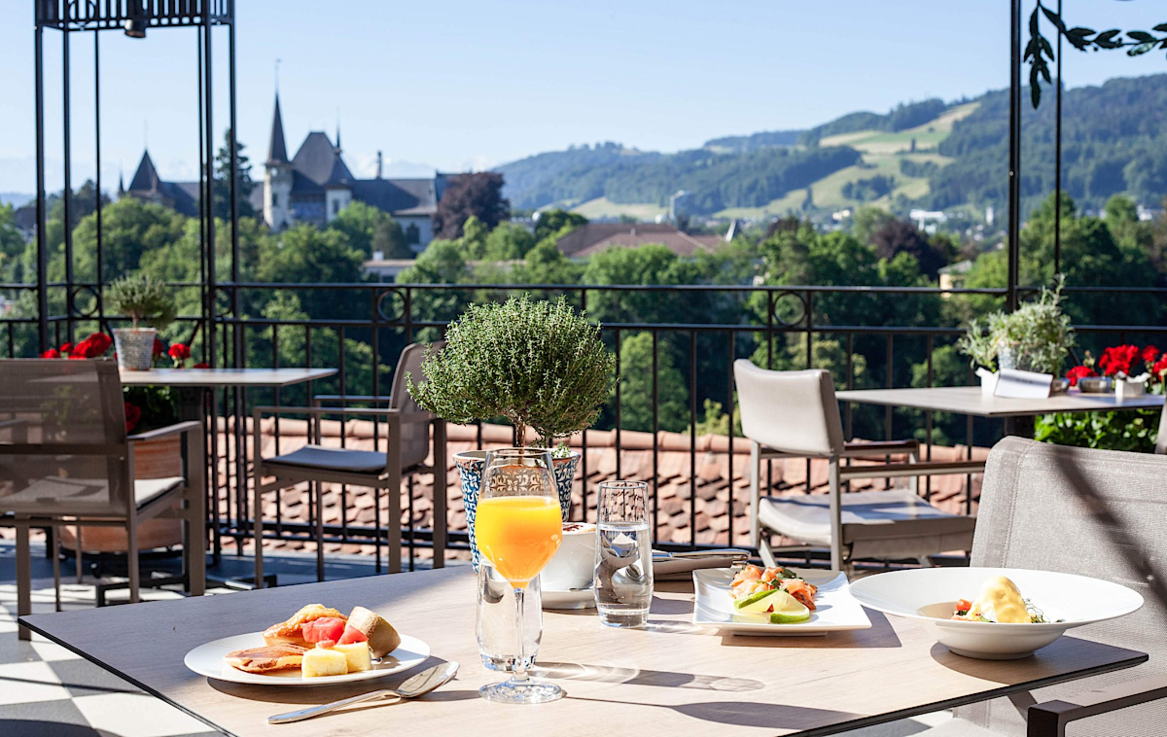 Terrace Dining