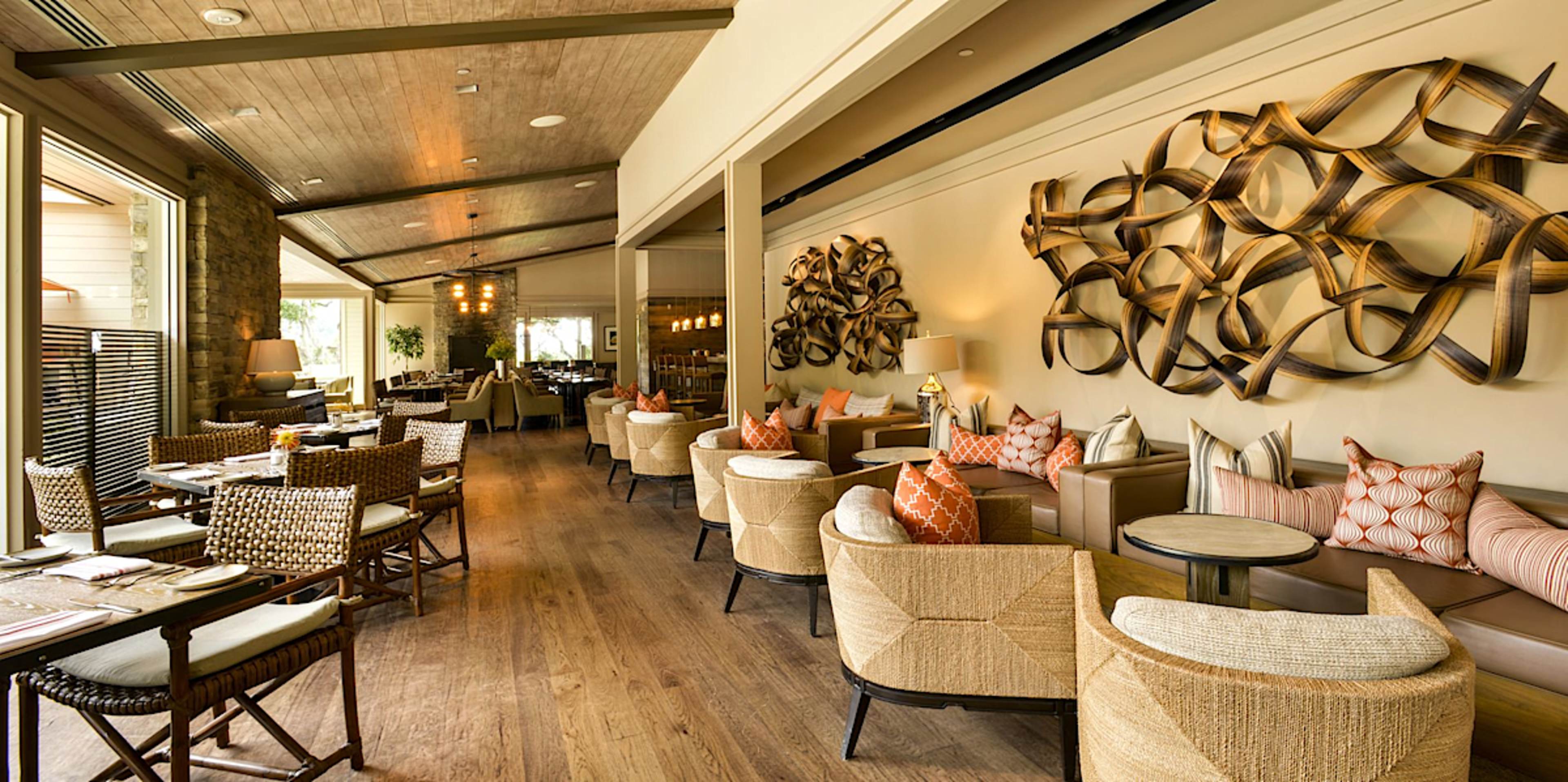 Dining Lounge
