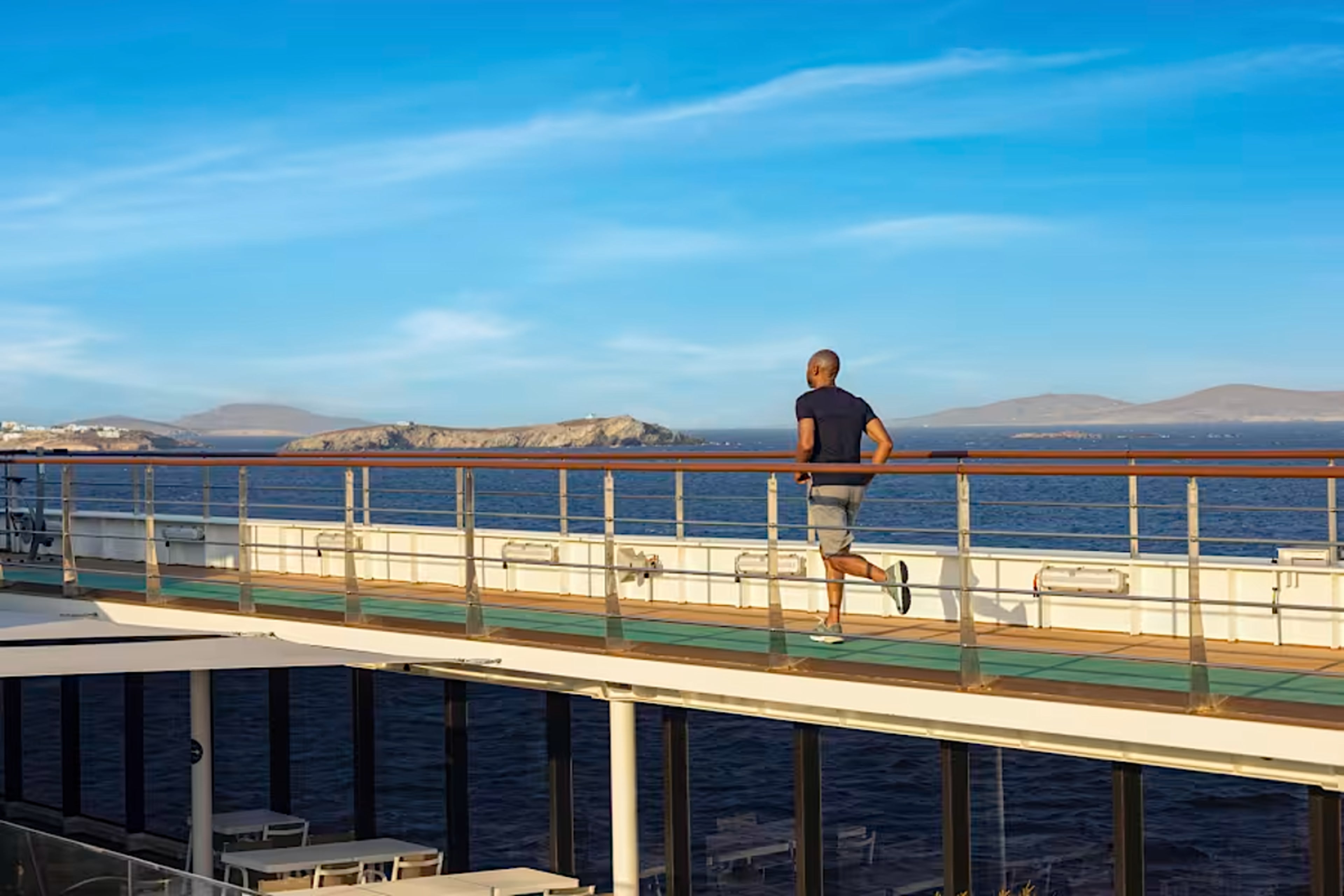 Wraparound Deck