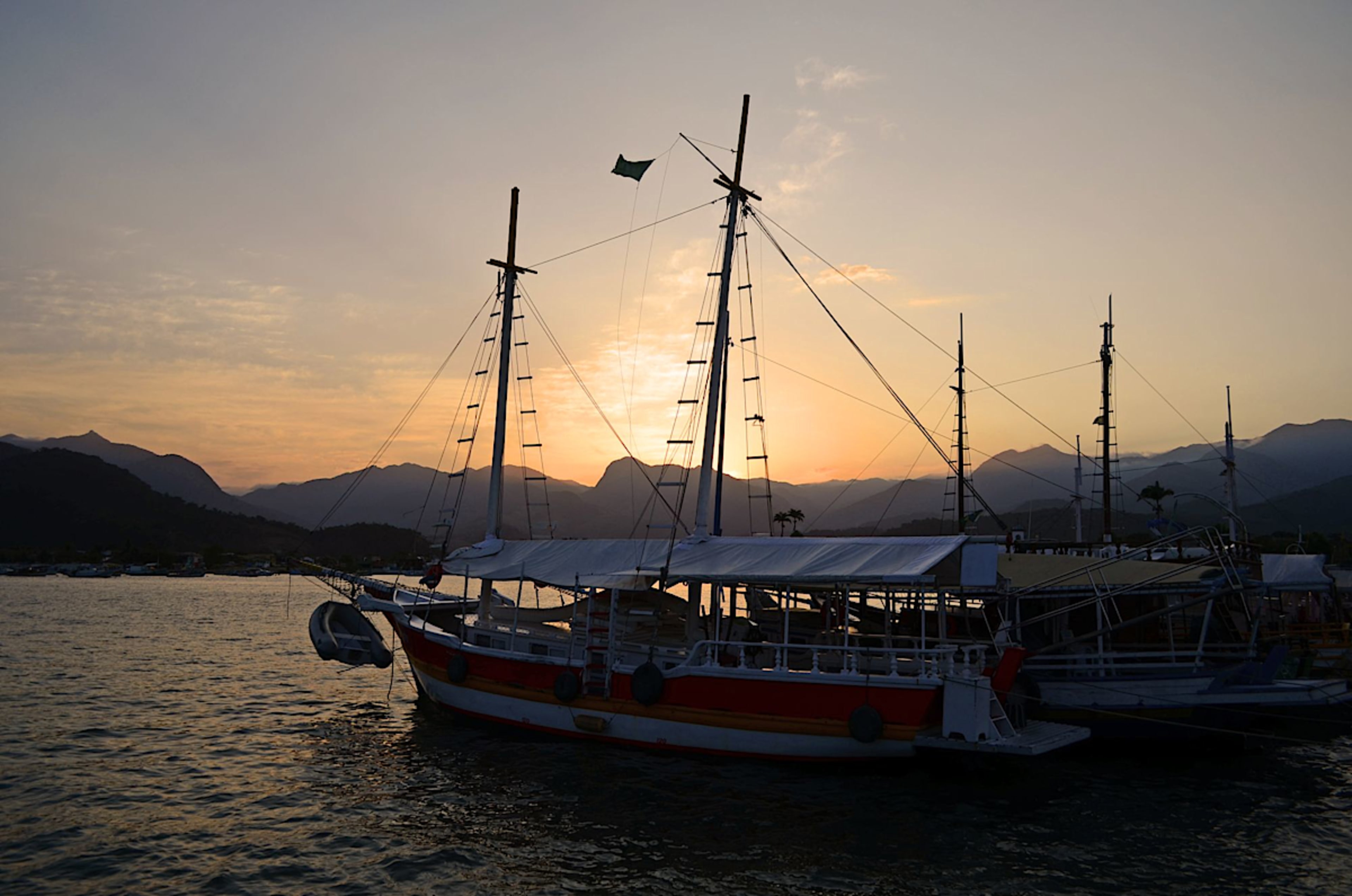 Schooner Cruise