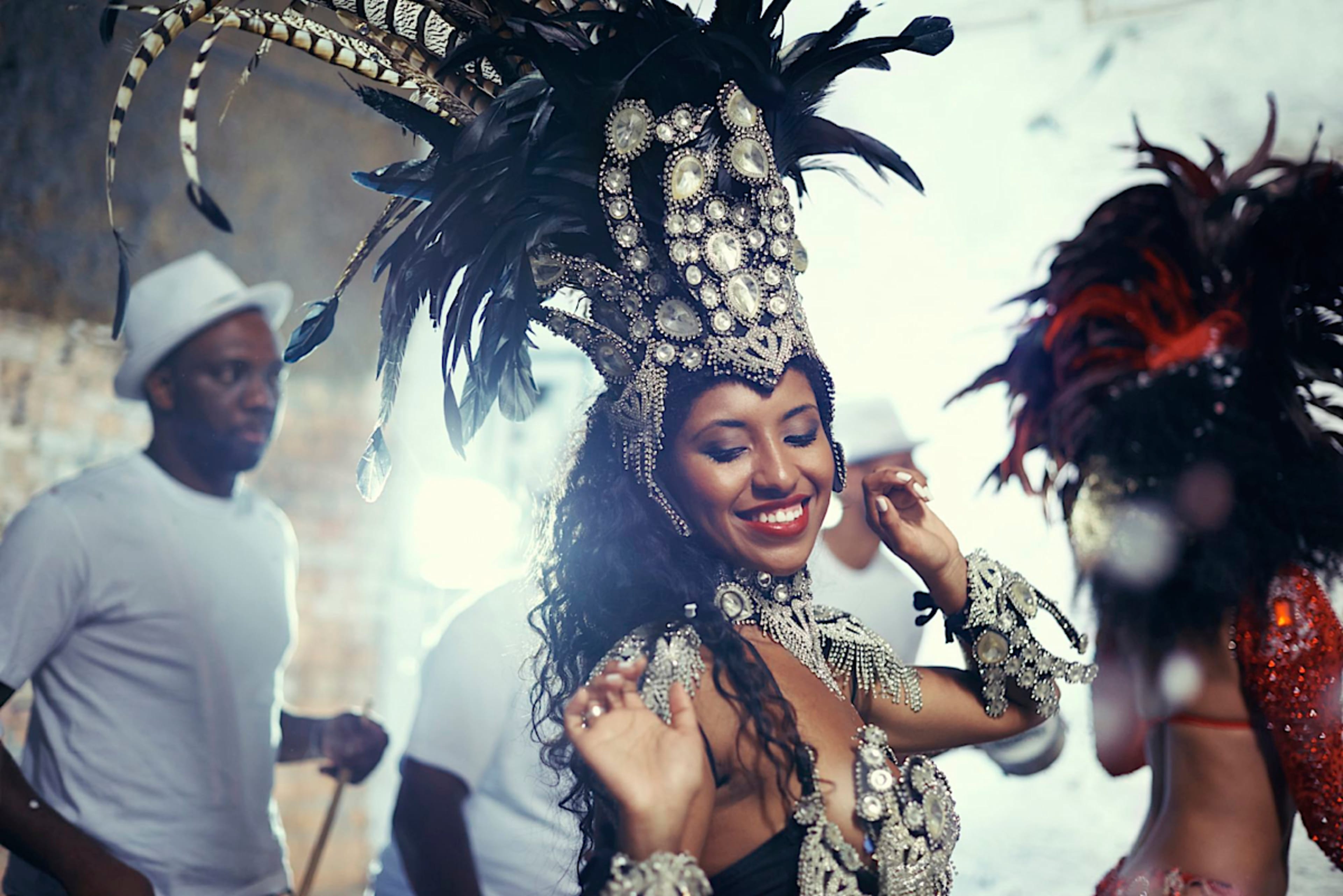 Samba Dancer