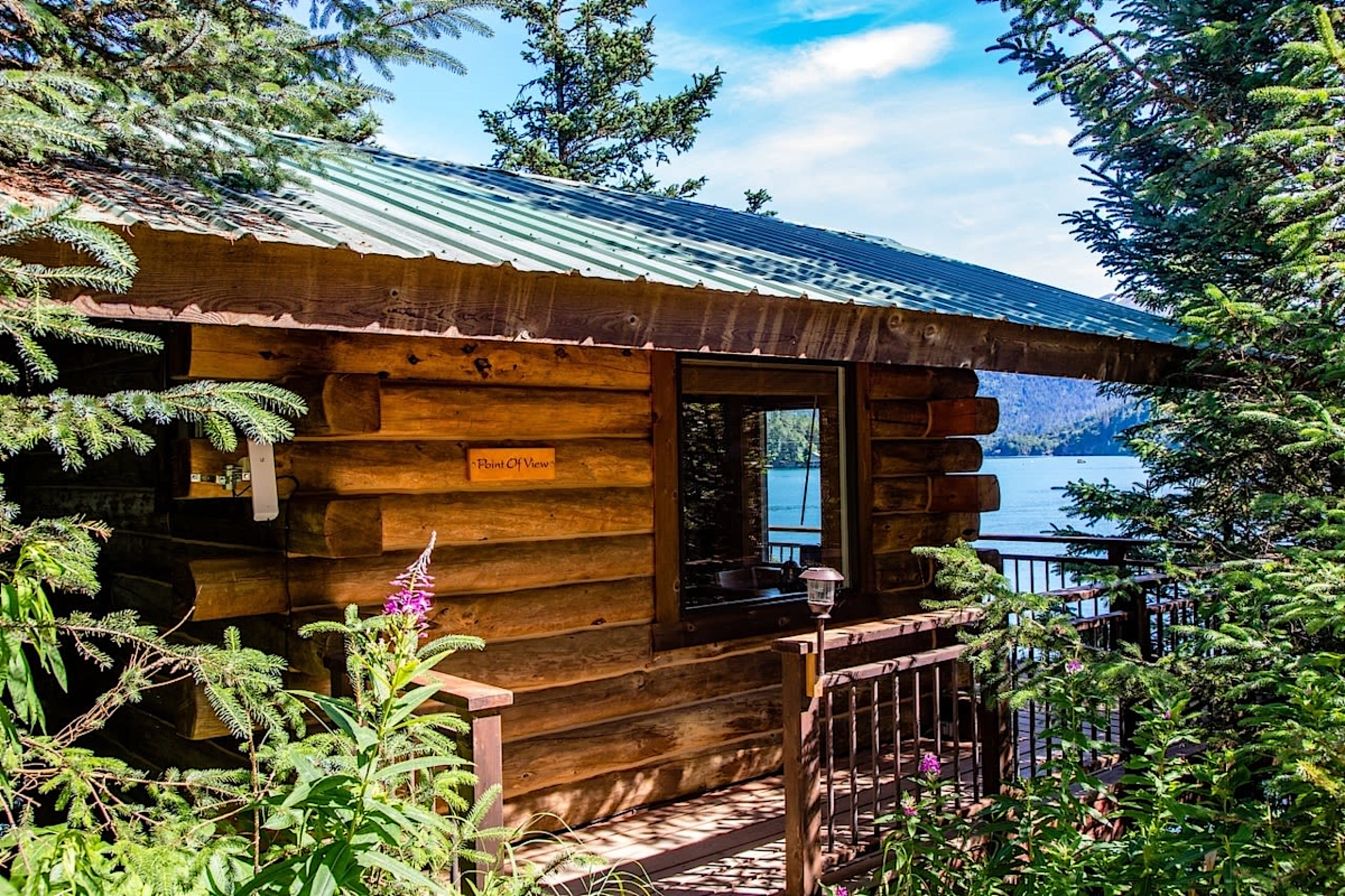 One Bedroom Deluxe Cabin