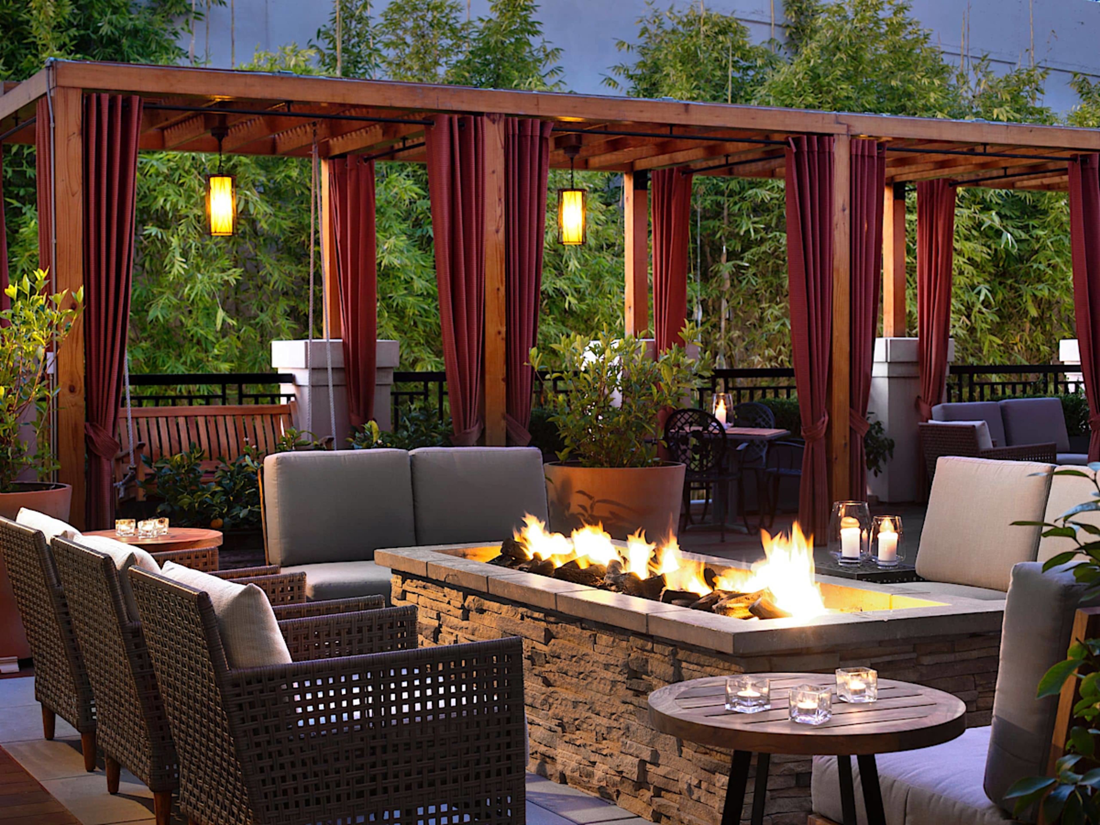 Outdoor Lounge
