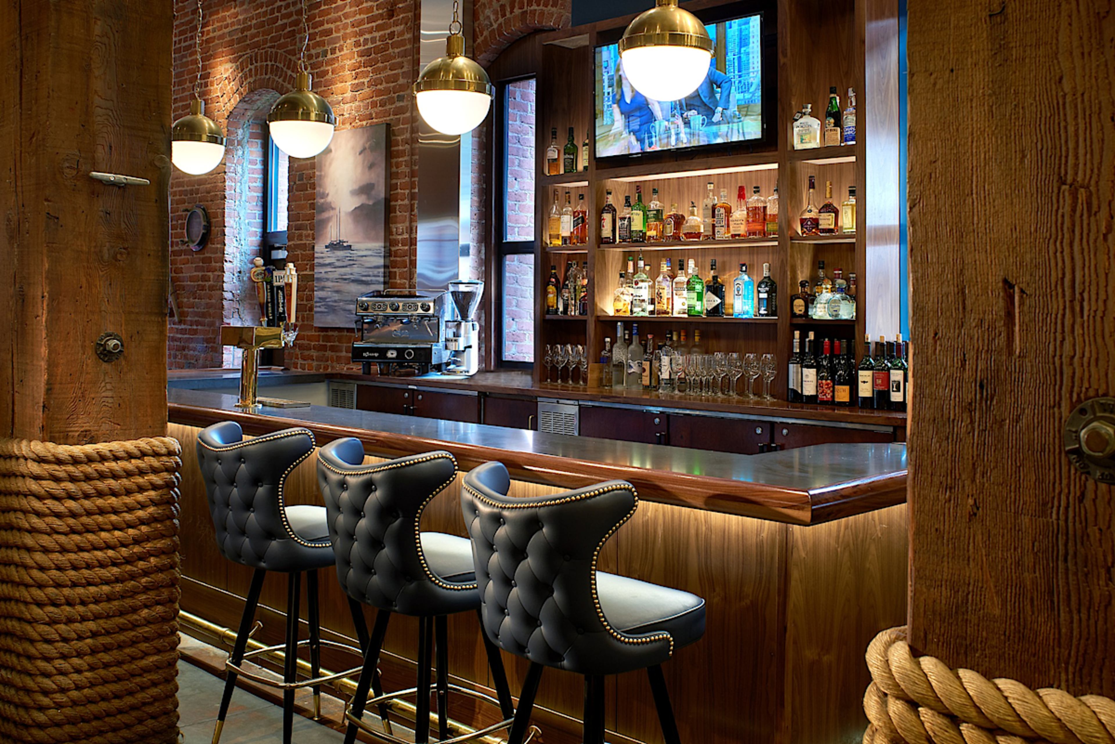 Lounge Bar