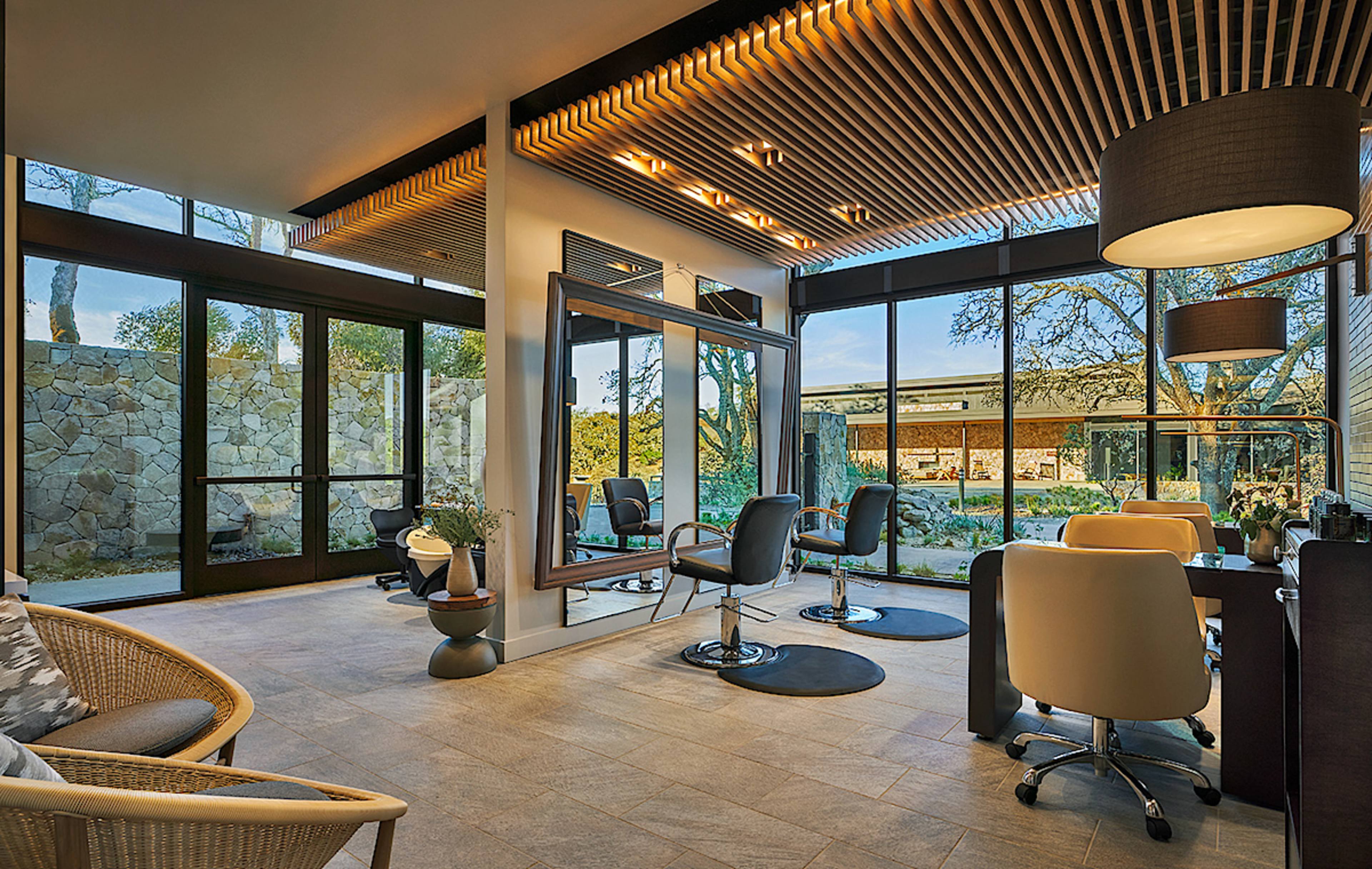 Salon
